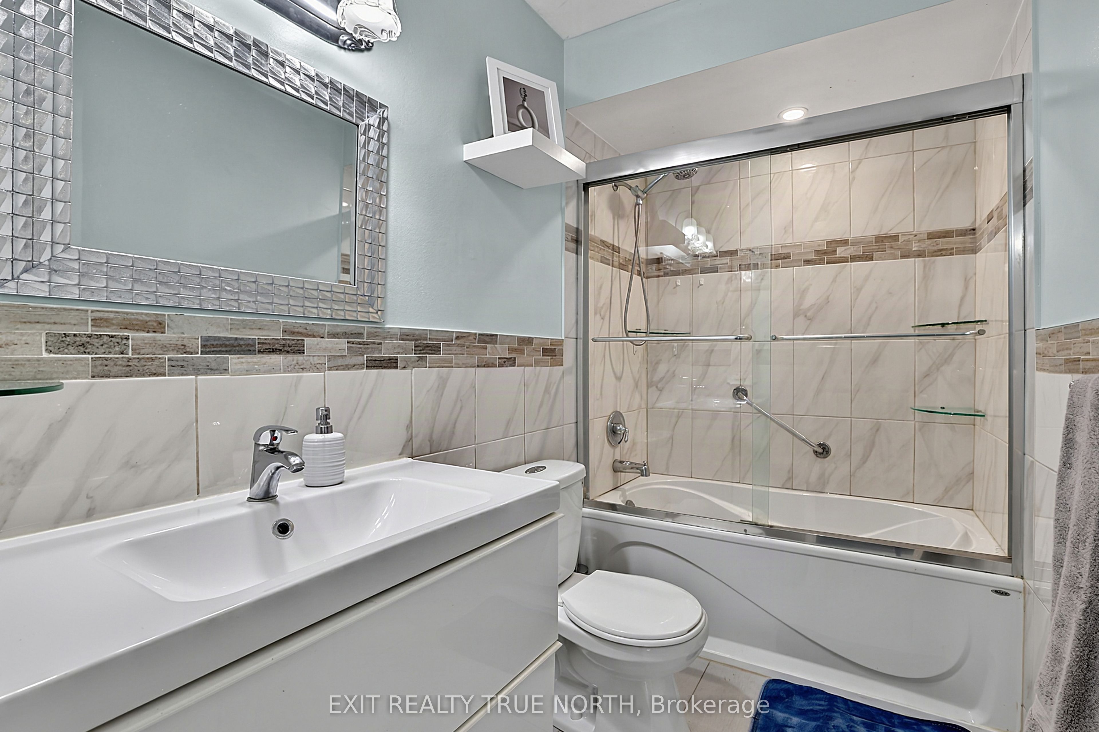 73 Collins Crescent Property Photo 26