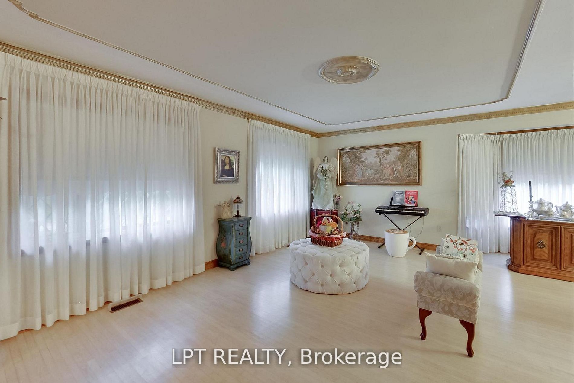 6 Fenton Way Property Photo 16