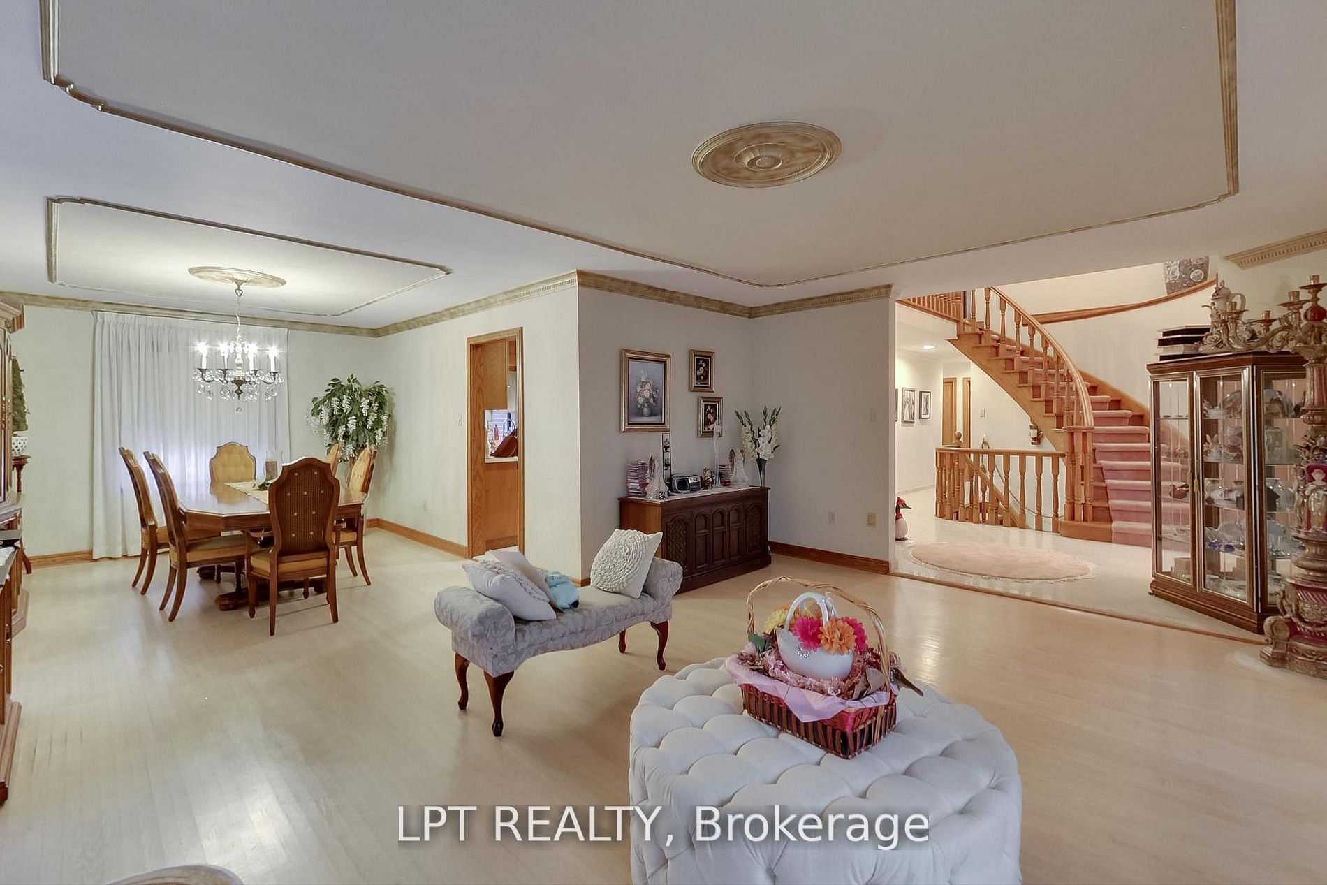 6 Fenton Way Property Photo 18