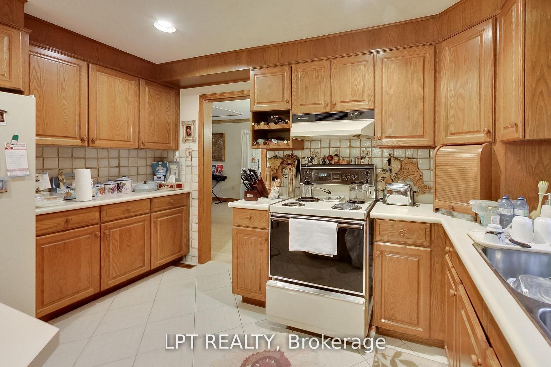 6 Fenton Way Property Photo 22