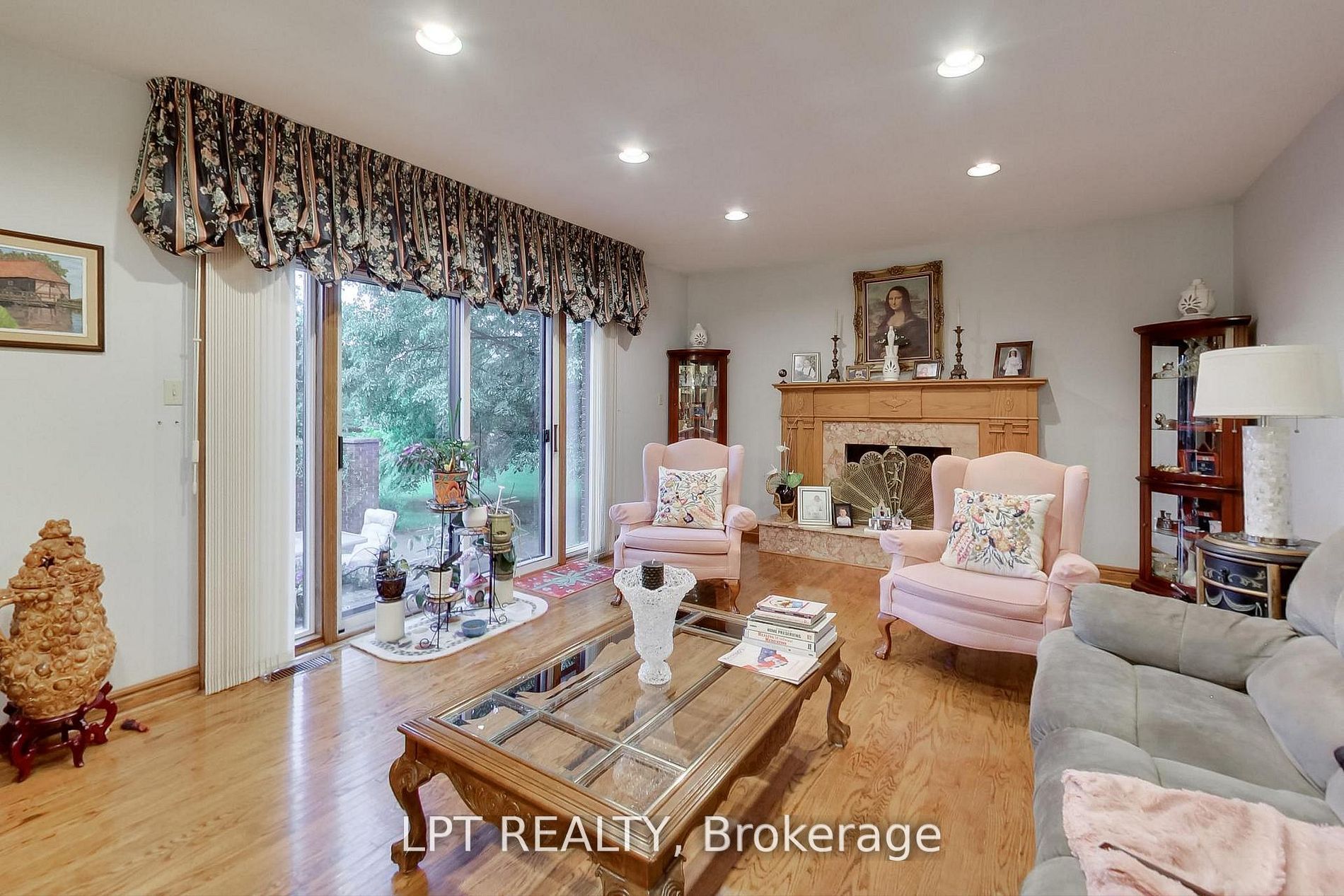 6 Fenton Way Property Photo 25