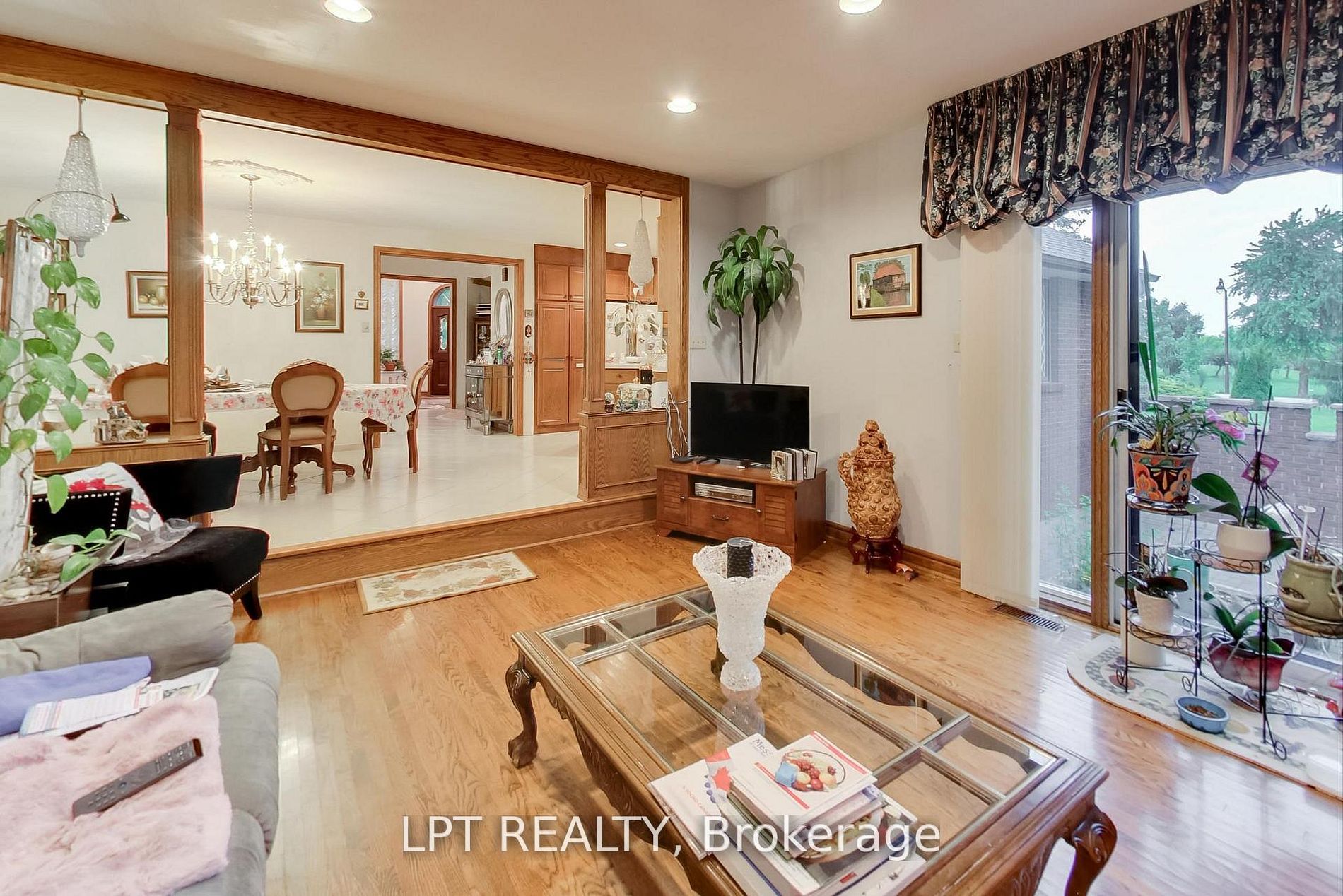 6 Fenton Way Property Photo 27