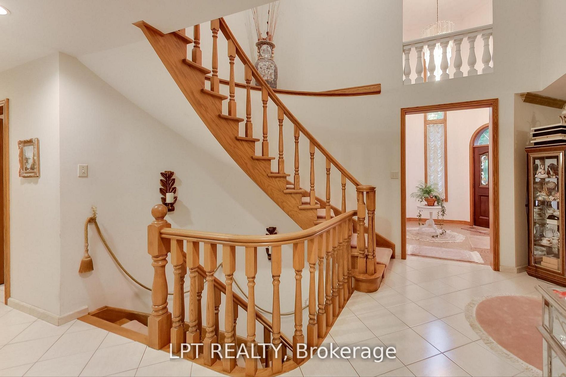 6 Fenton Way Property Photo 28