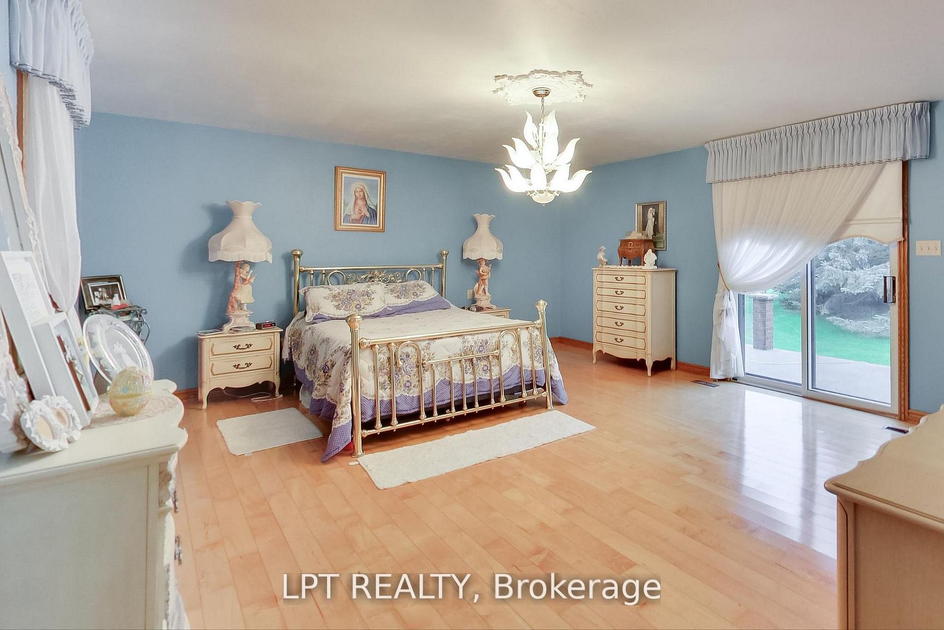 6 Fenton Way Property Photo 35