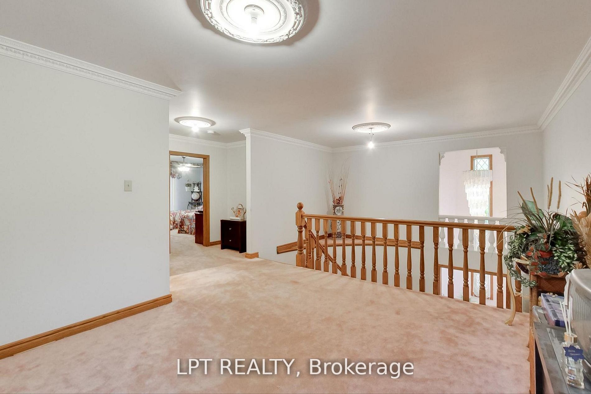 6 Fenton Way Property Photo 38