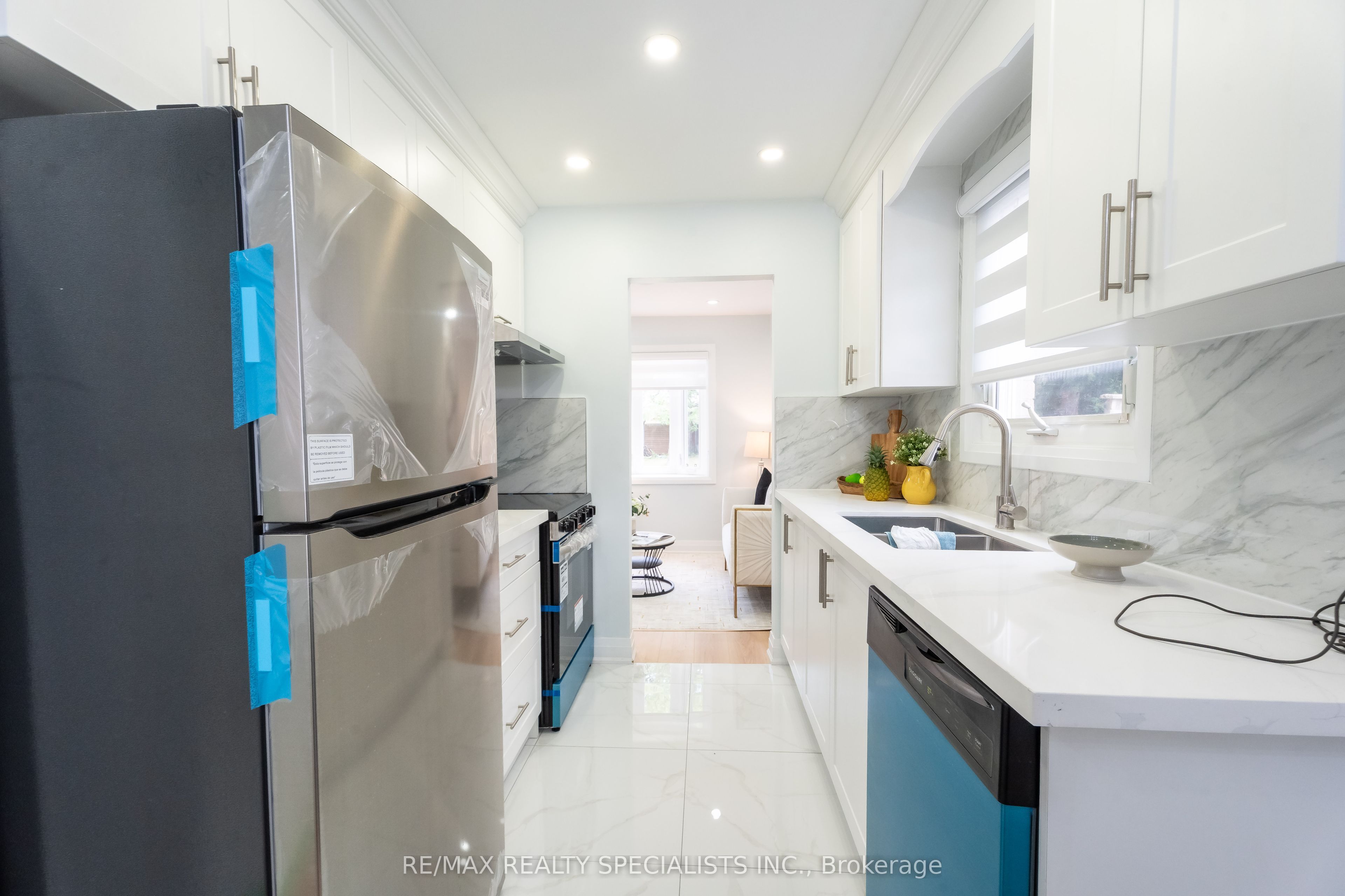 66 Banting Crescent Property Photo 9