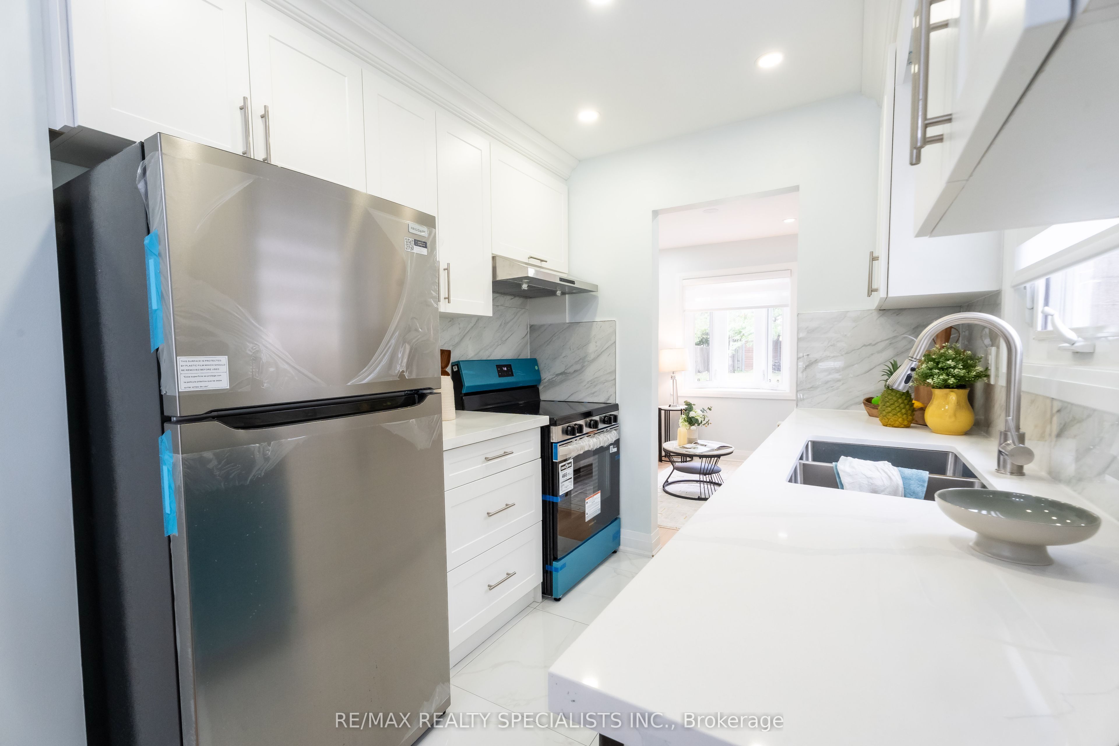 66 Banting Crescent Property Photo 10