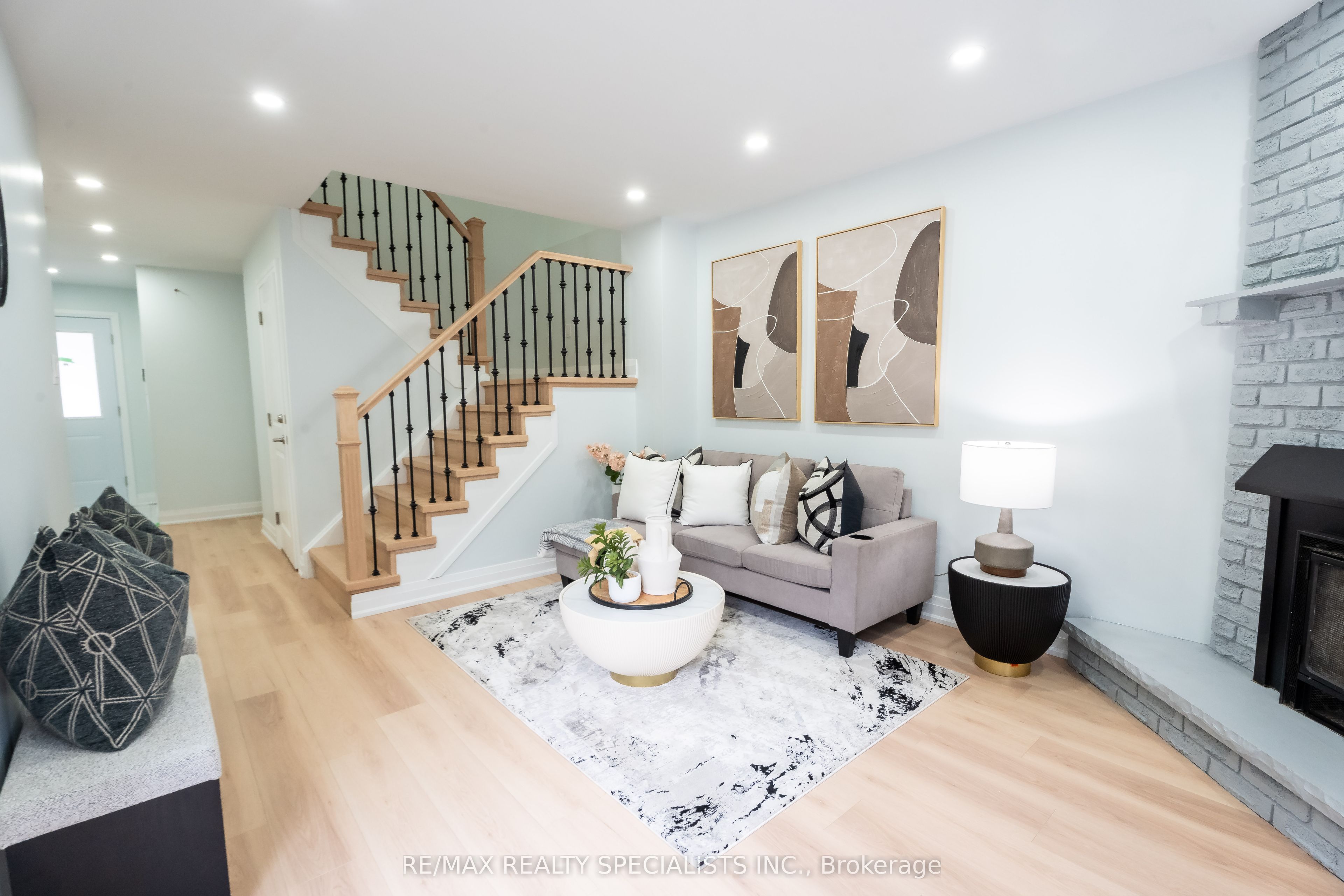 66 Banting Crescent Property Photo 14