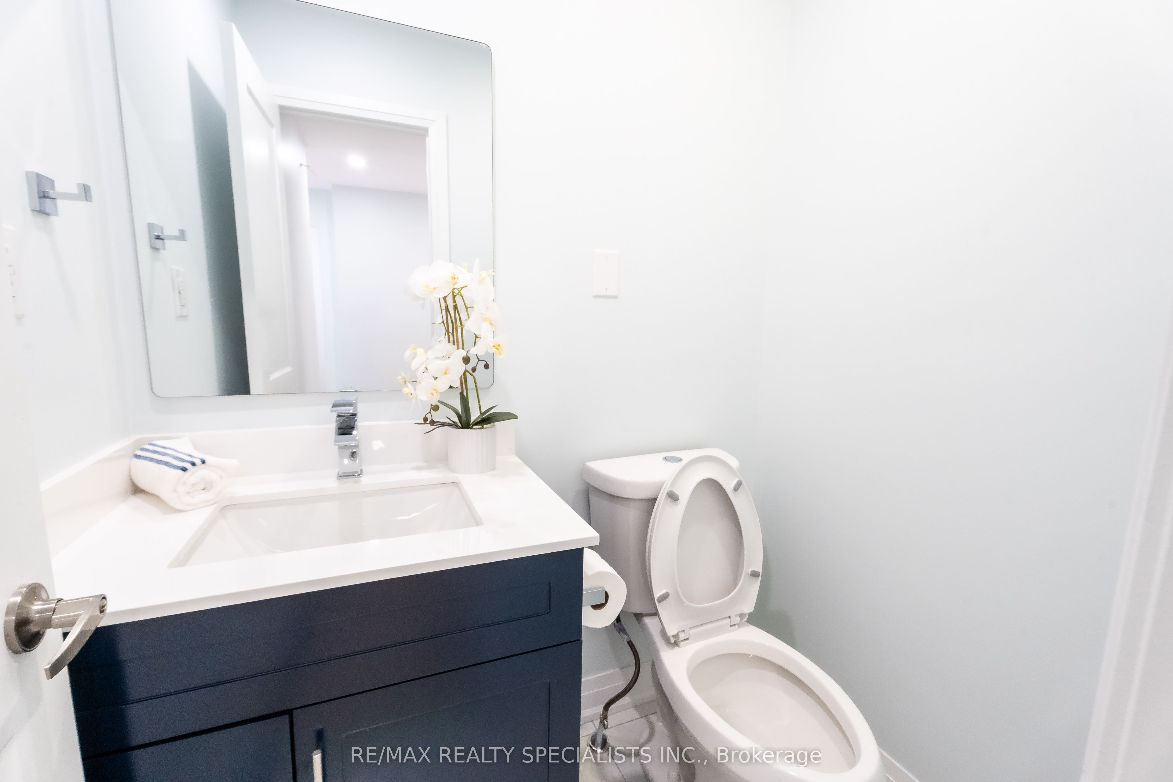 66 Banting Crescent Property Photo 19