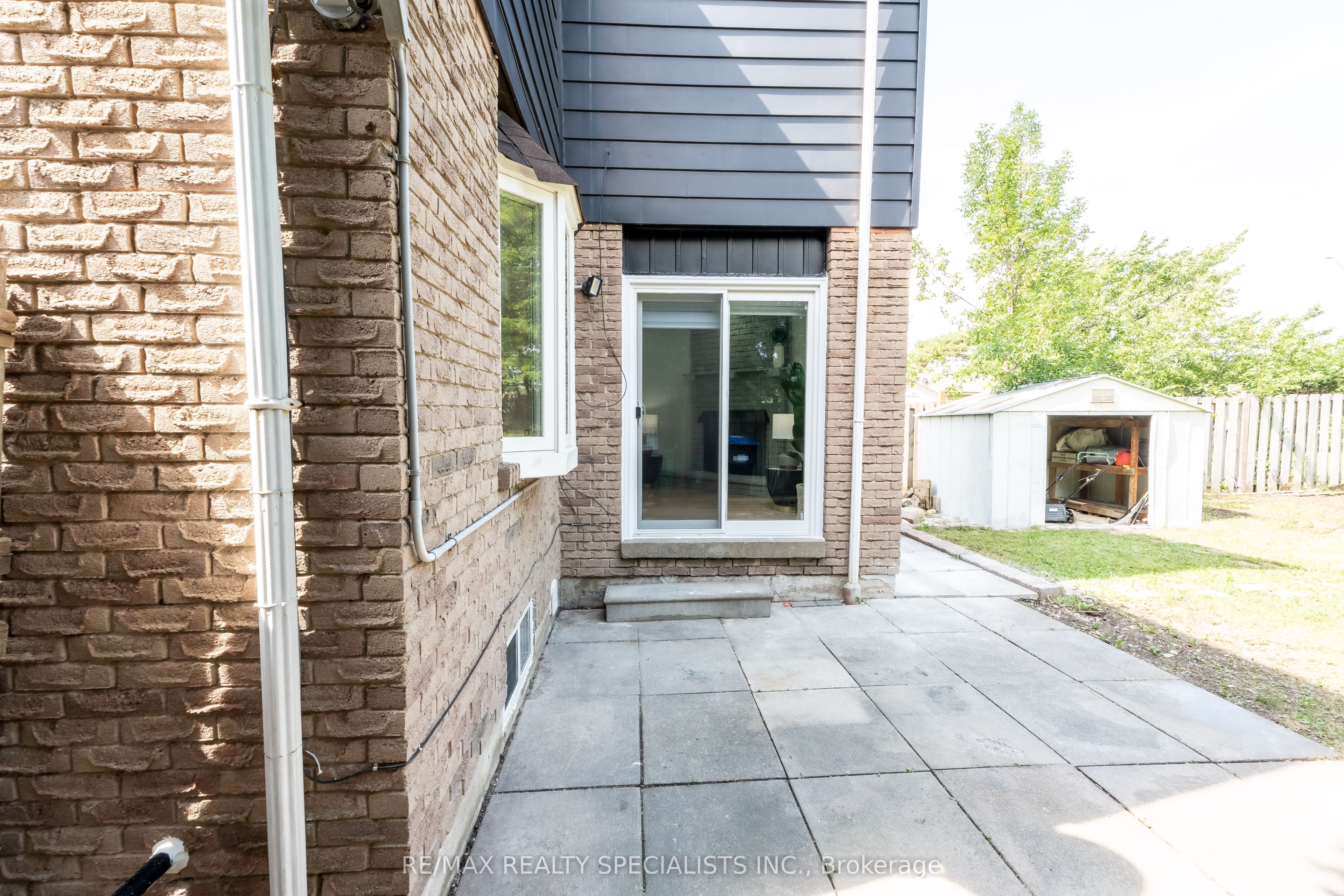 66 Banting Crescent Property Photo 47