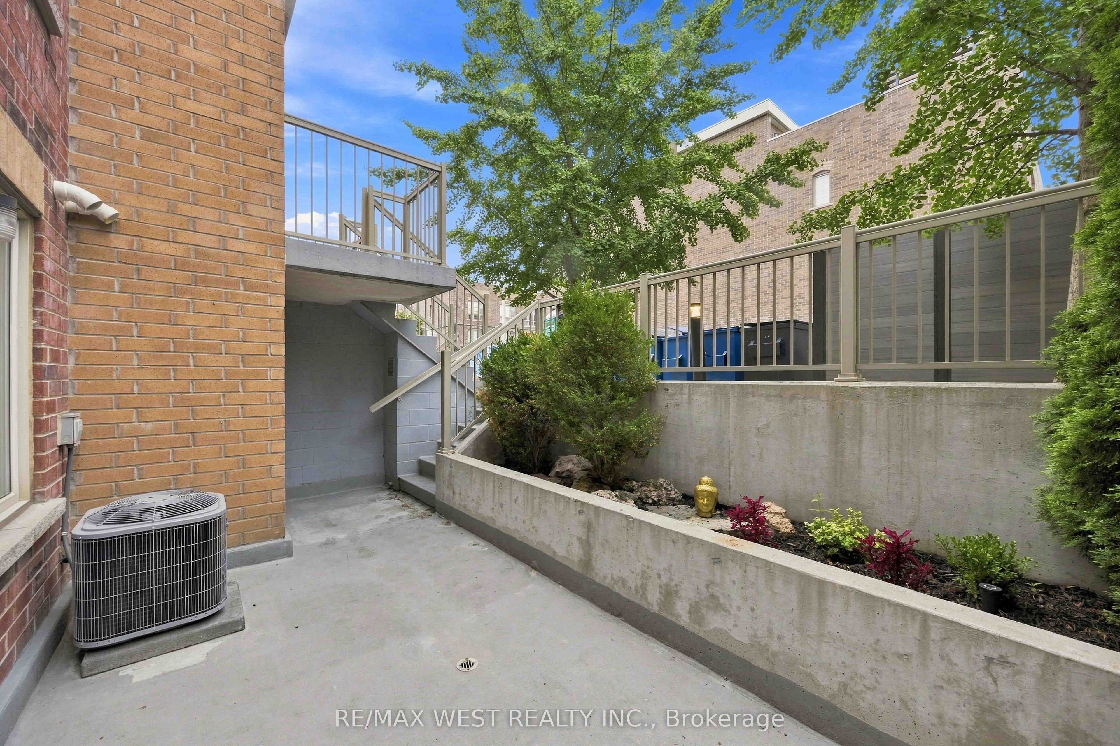 20 Elsie Lane 122 Property Photo 6