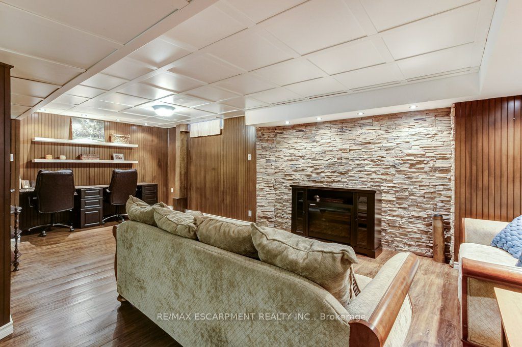 2527 Andover Road Property Photo 37
