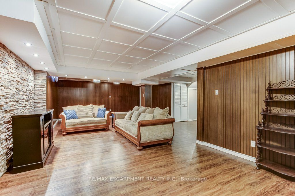 2527 Andover Road Property Photo 39