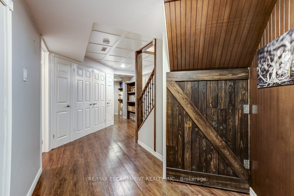 2527 Andover Road Property Photo 42