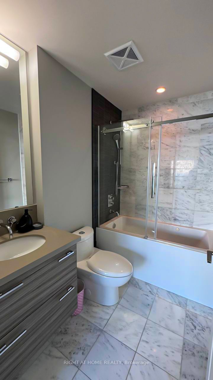 33 Shore Breeze Drive 2809 Property Photo 10