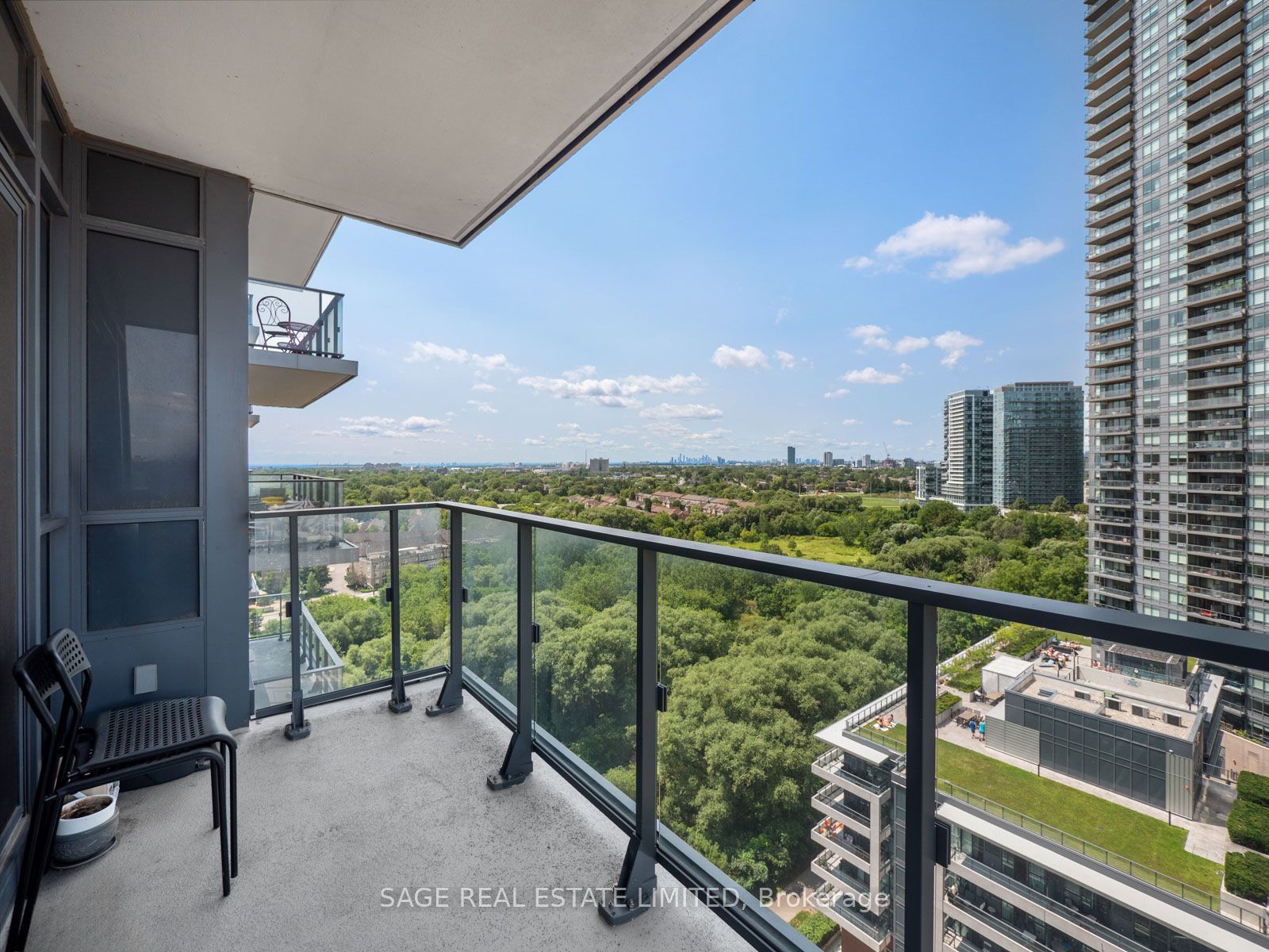 2220 Lake Shore Boulevard W 1704 Property Photo 37