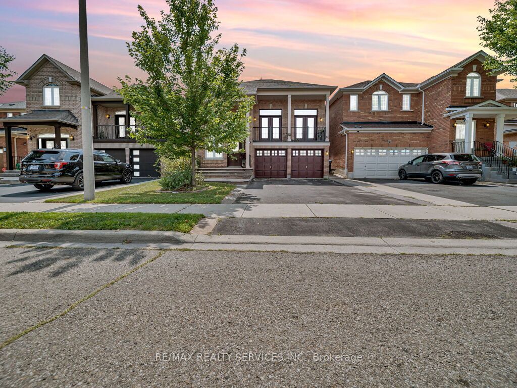 32 Brentcliff Drive Property Photo 3