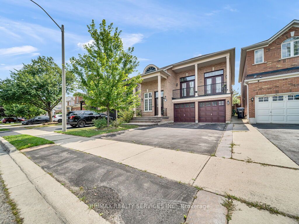 32 Brentcliff Drive Property Photo 4