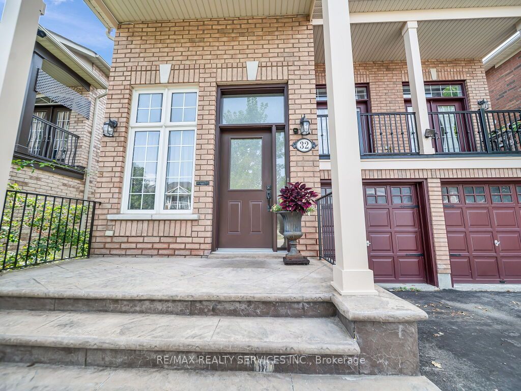 32 Brentcliff Drive Property Photo 5