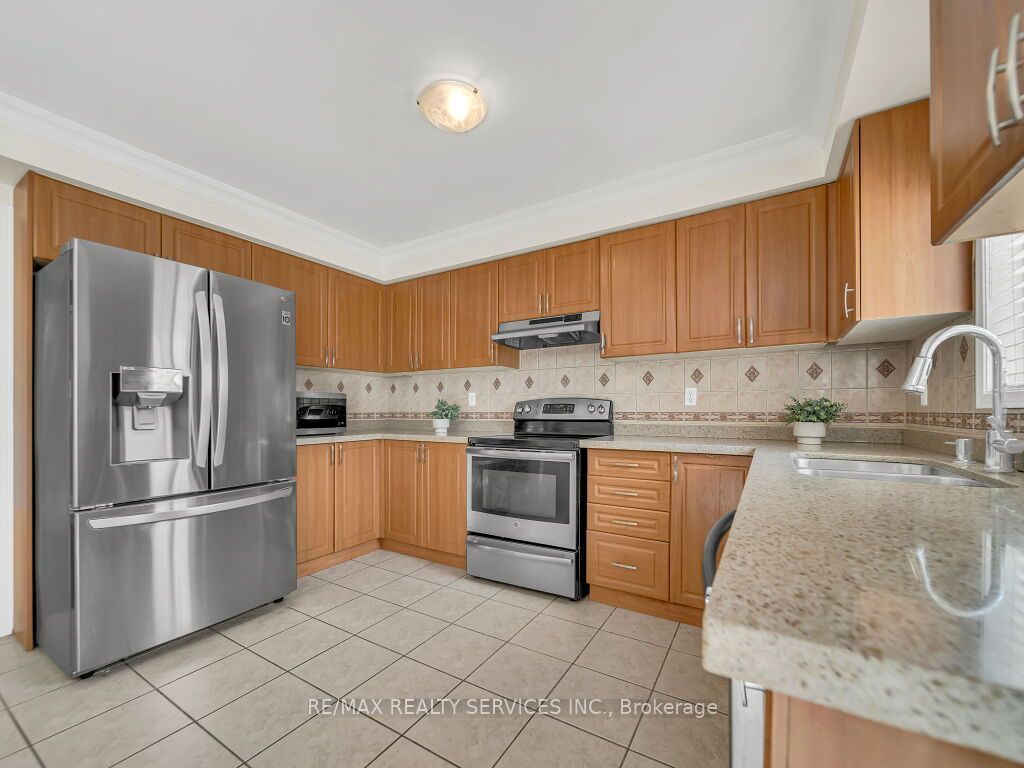 32 Brentcliff Drive Property Photo 18