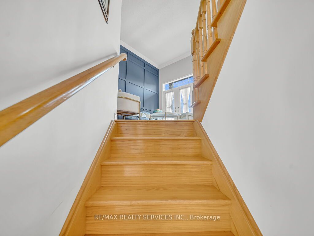 32 Brentcliff Drive Property Photo 21