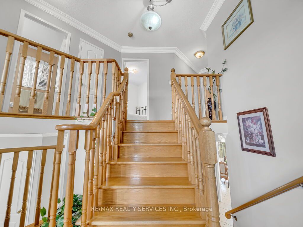 32 Brentcliff Drive Property Photo 27