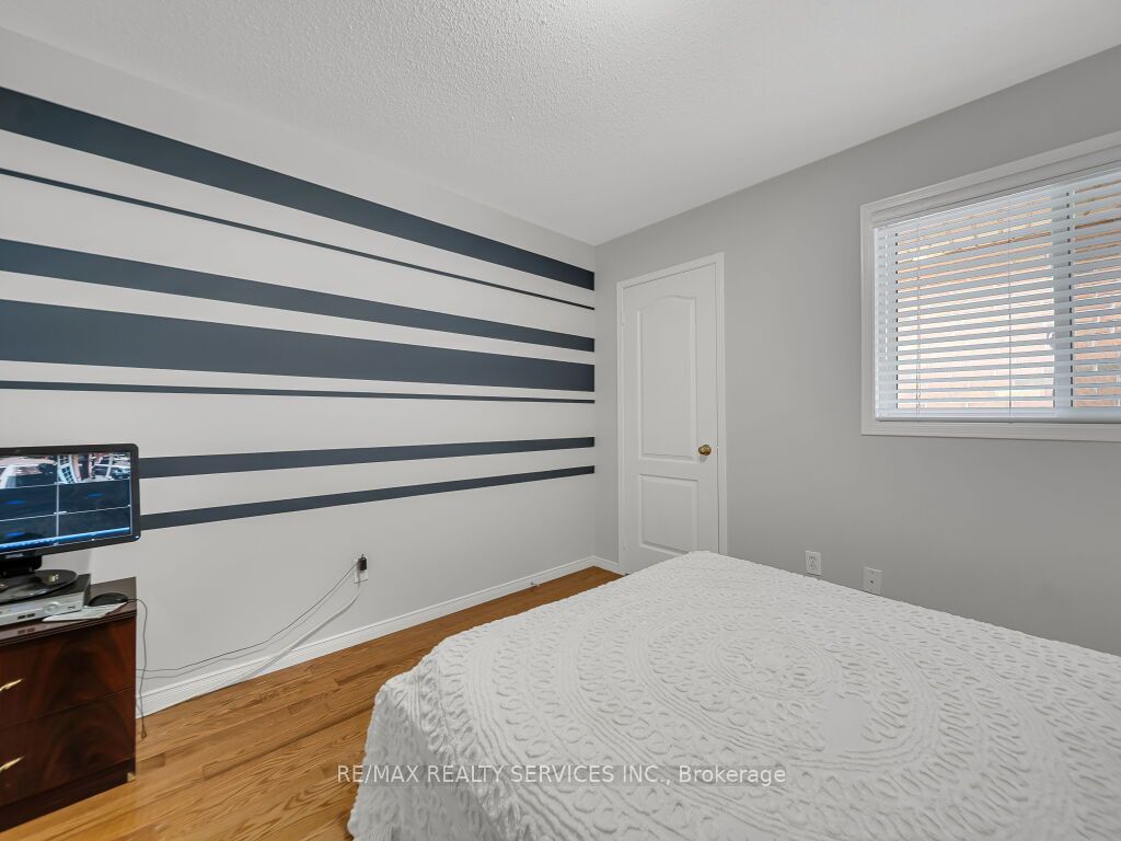 32 Brentcliff Drive Property Photo 32