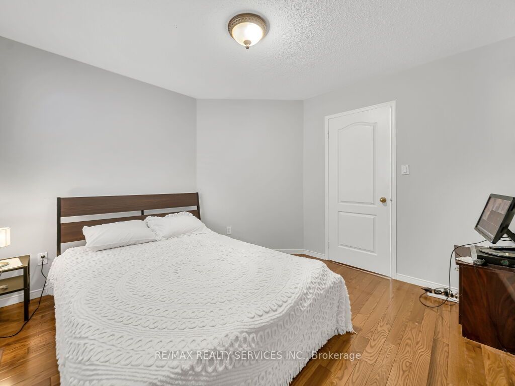 32 Brentcliff Drive Property Photo 33