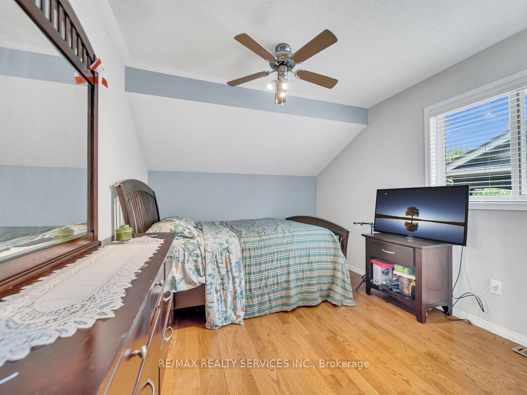 32 Brentcliff Drive Property Photo 36