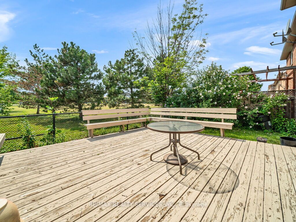 32 Brentcliff Drive Property Photo 49