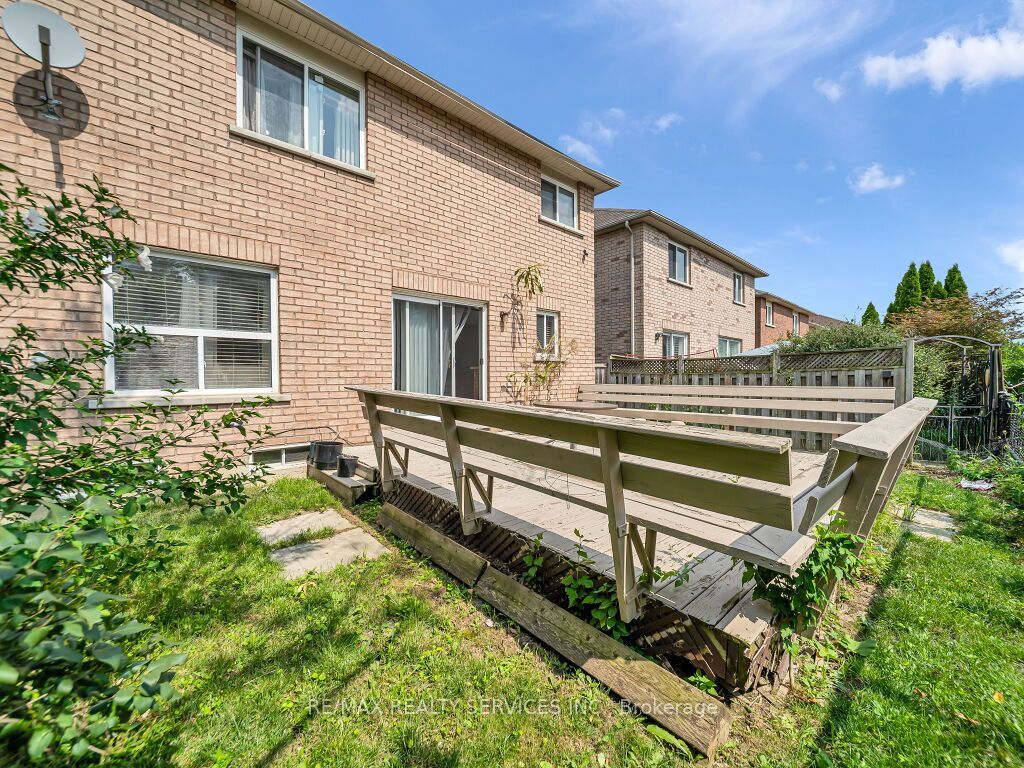 32 Brentcliff Drive Property Photo 50