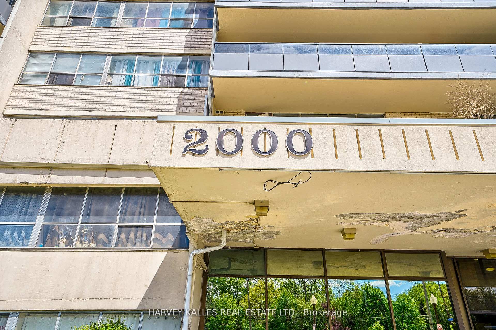 2000 Sheppard Avenue W 501 Property Photo 3