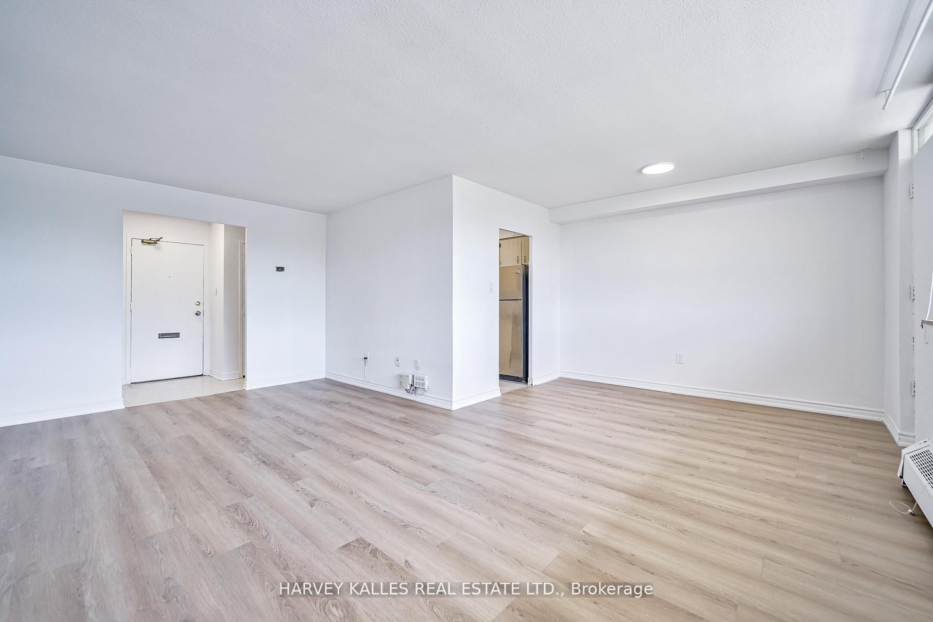 2000 Sheppard Avenue W 501 Property Photo 12