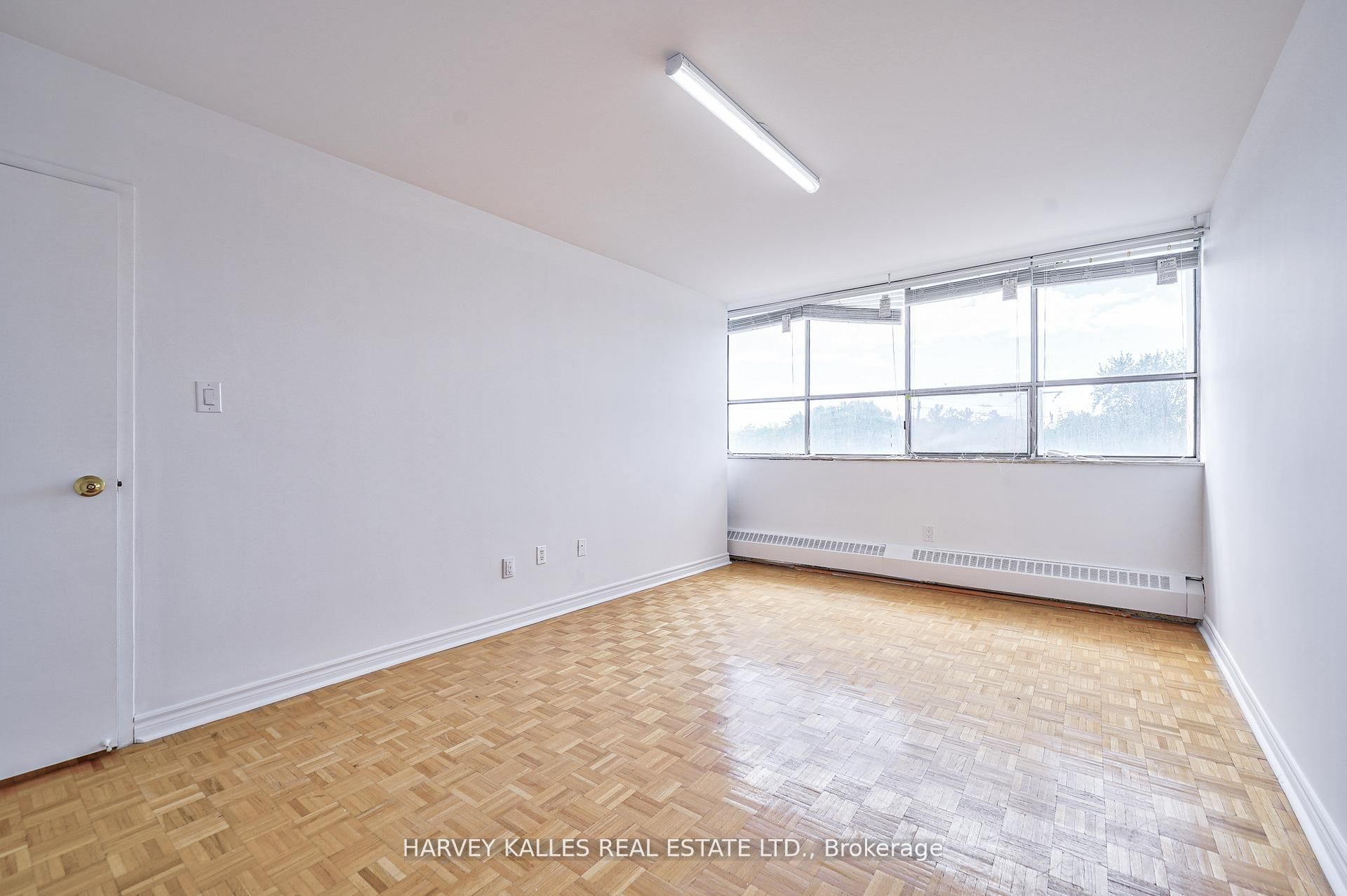 2000 Sheppard Avenue W 501 Property Photo 29