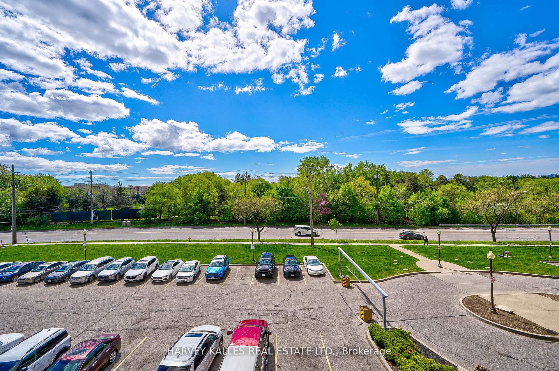 2000 Sheppard Avenue W 501 Property Photo 34