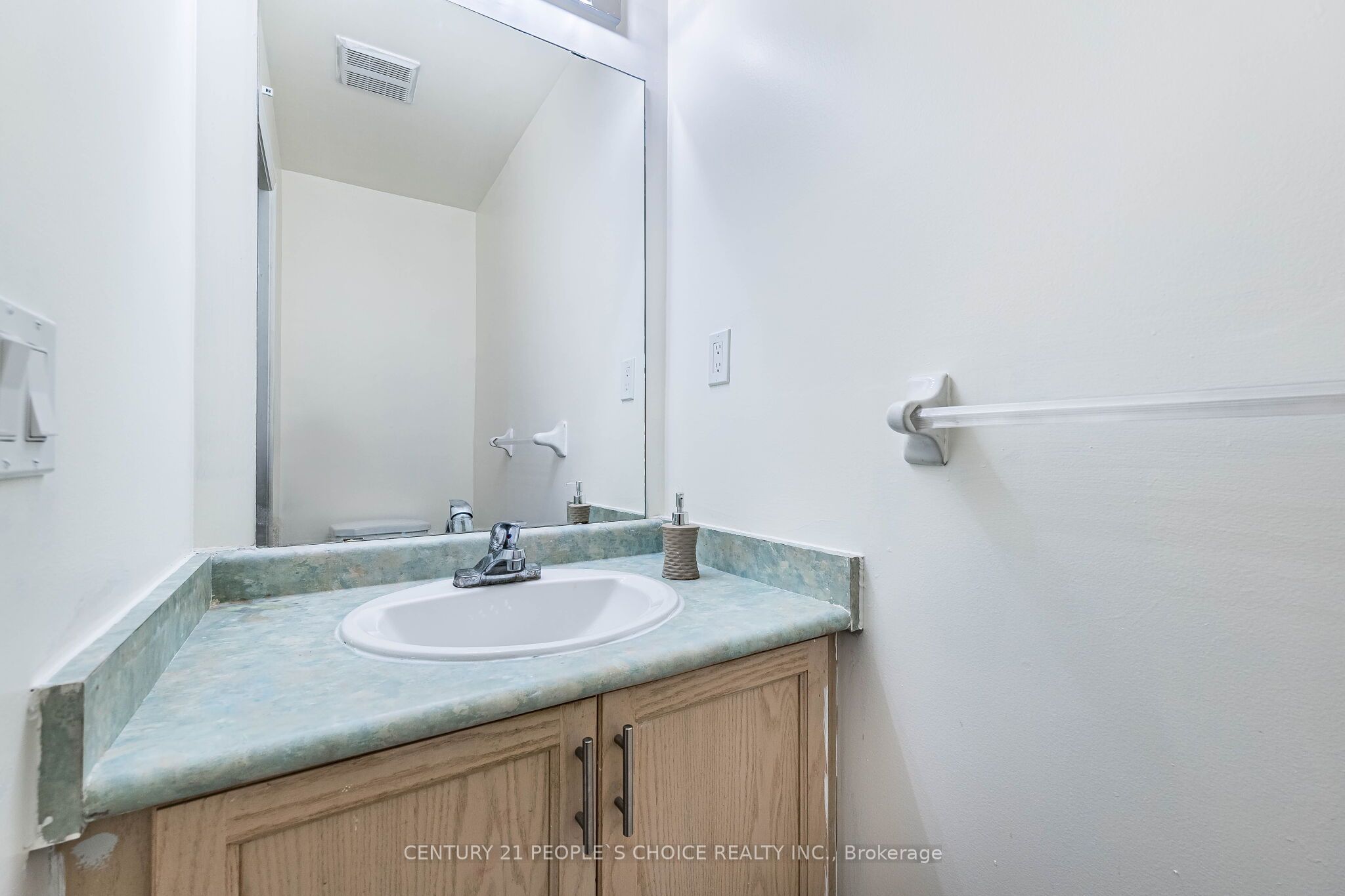 45 Trevino Crescent Property Photo 17