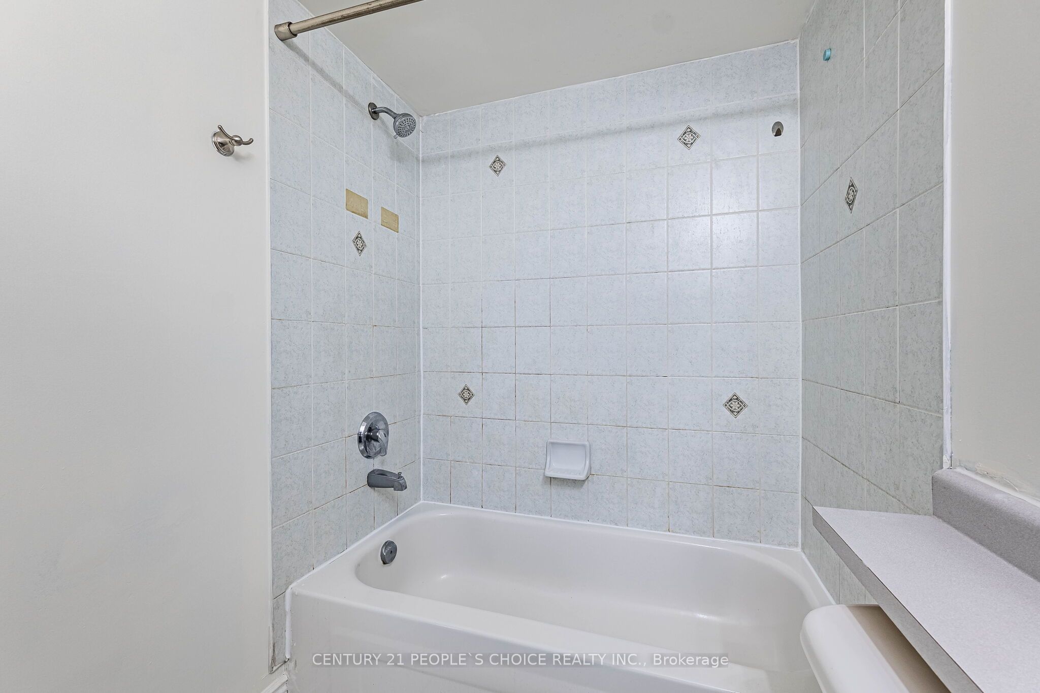 45 Trevino Crescent Property Photo 24