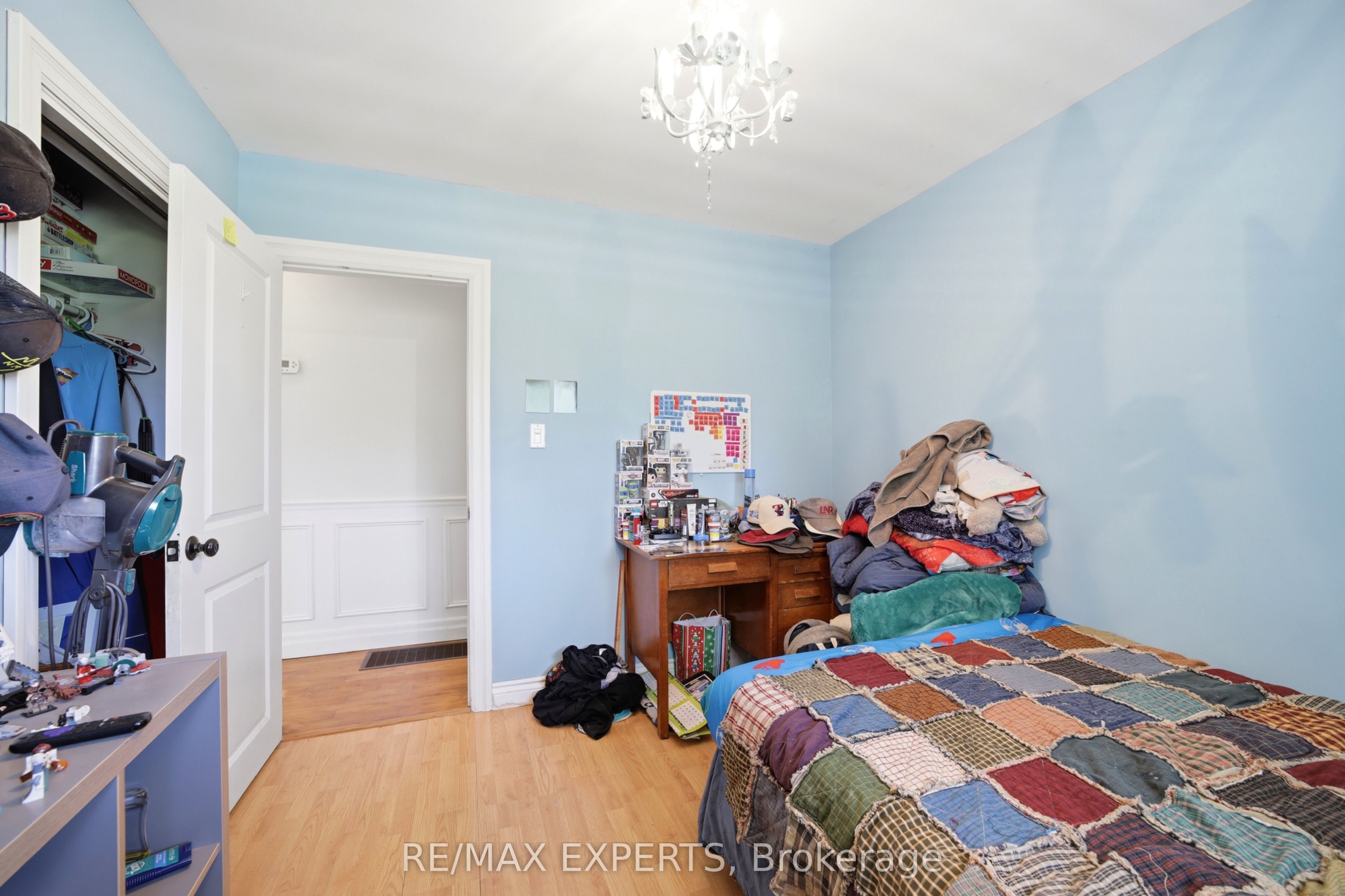 2724 8 Side Road Property Photo 29