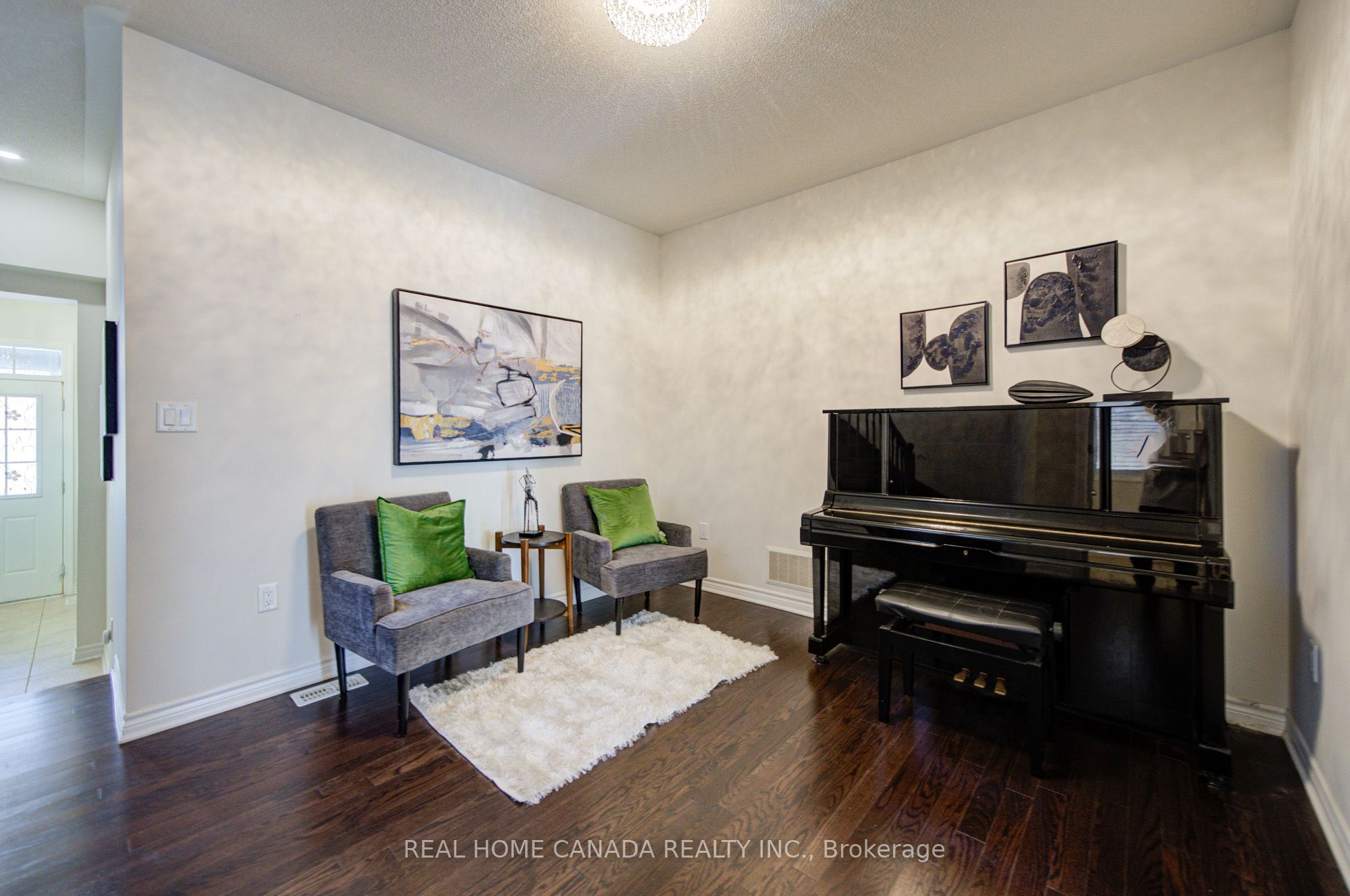 558 Bartleman Terrace Property Photo 8