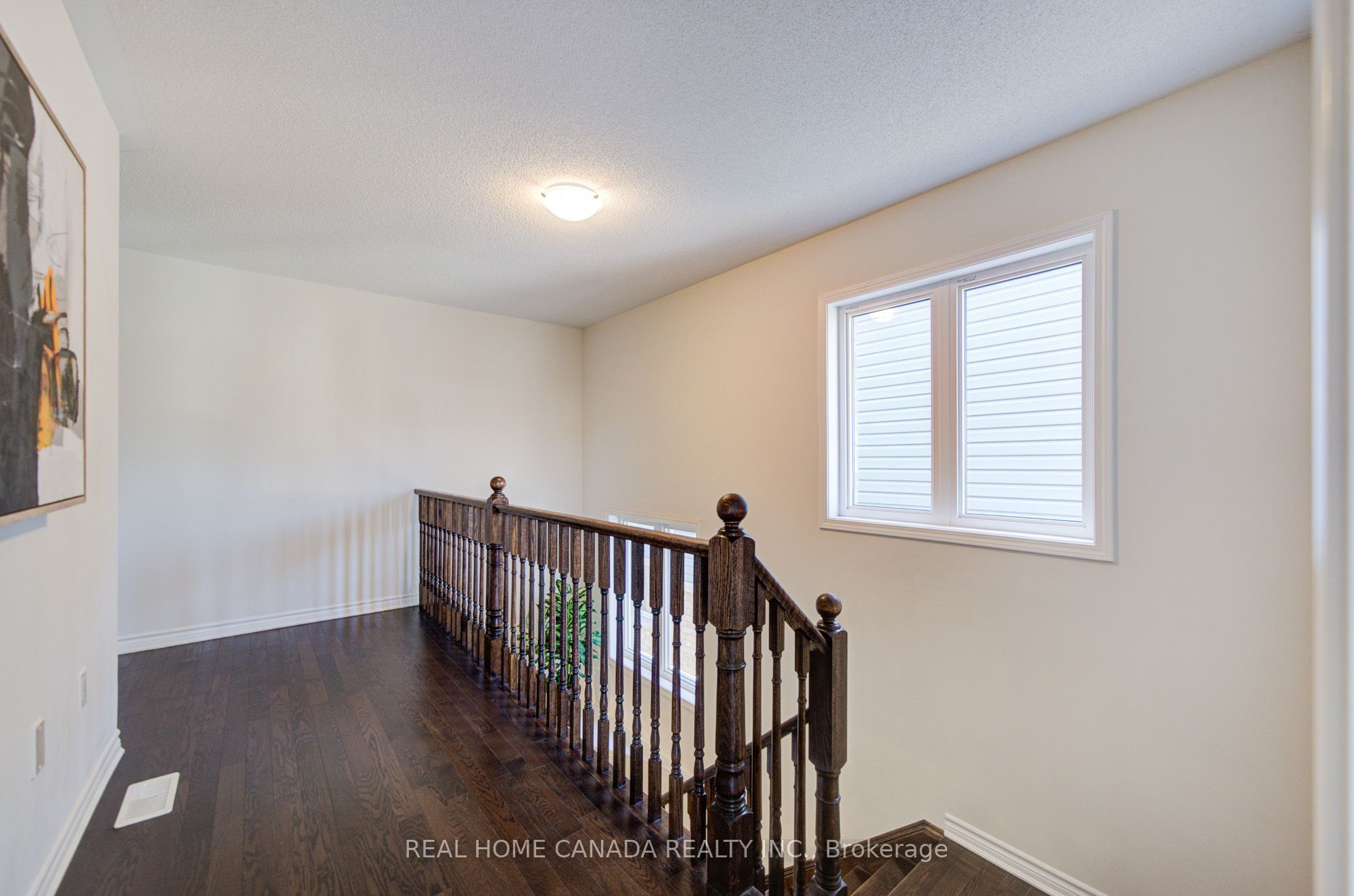 558 Bartleman Terrace Property Photo 24