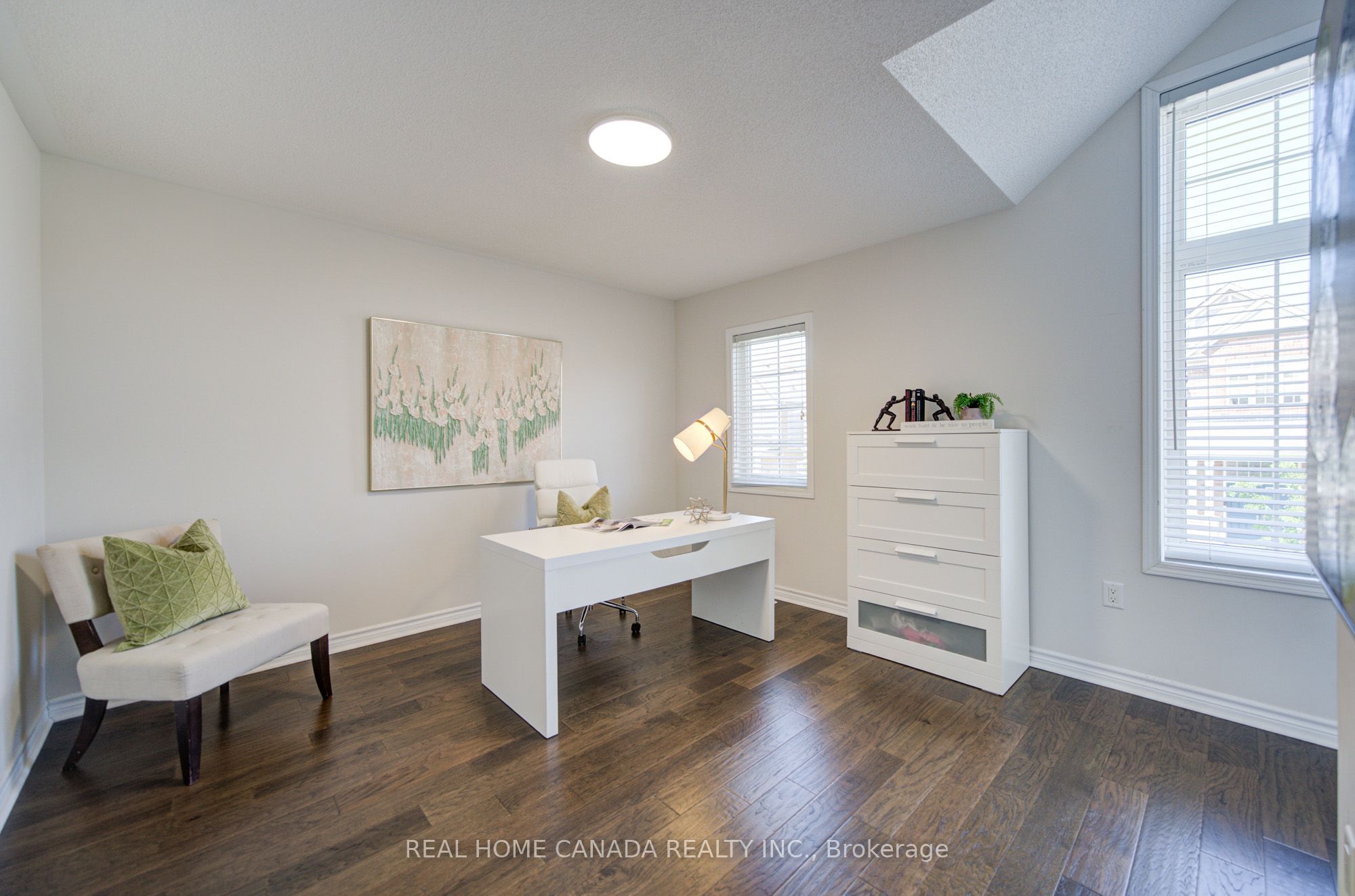 558 Bartleman Terrace Property Photo 37