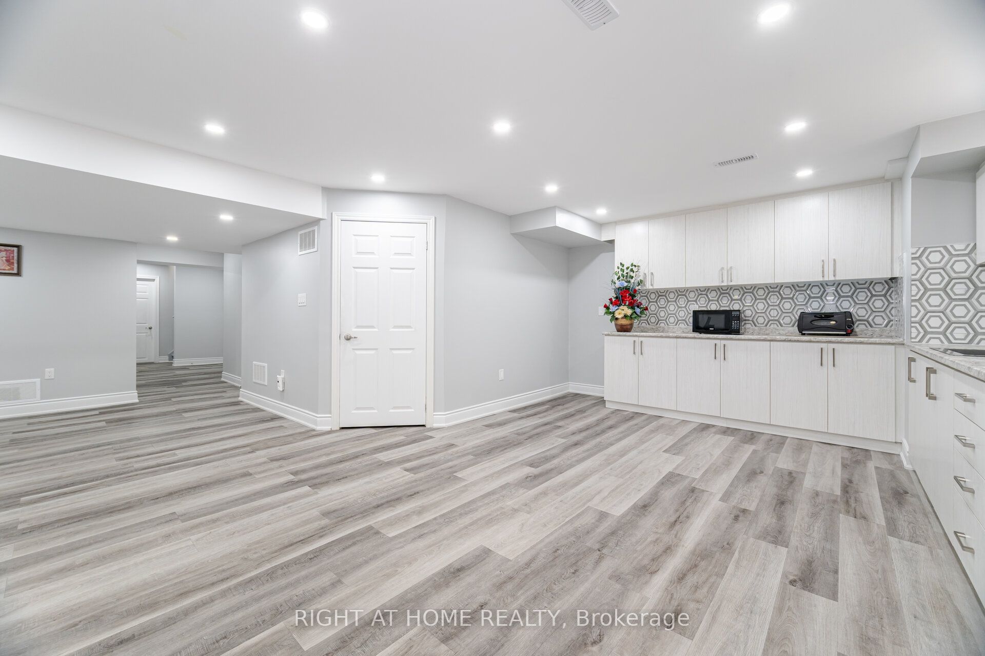 1190 Mceachern Court Property Photo 44