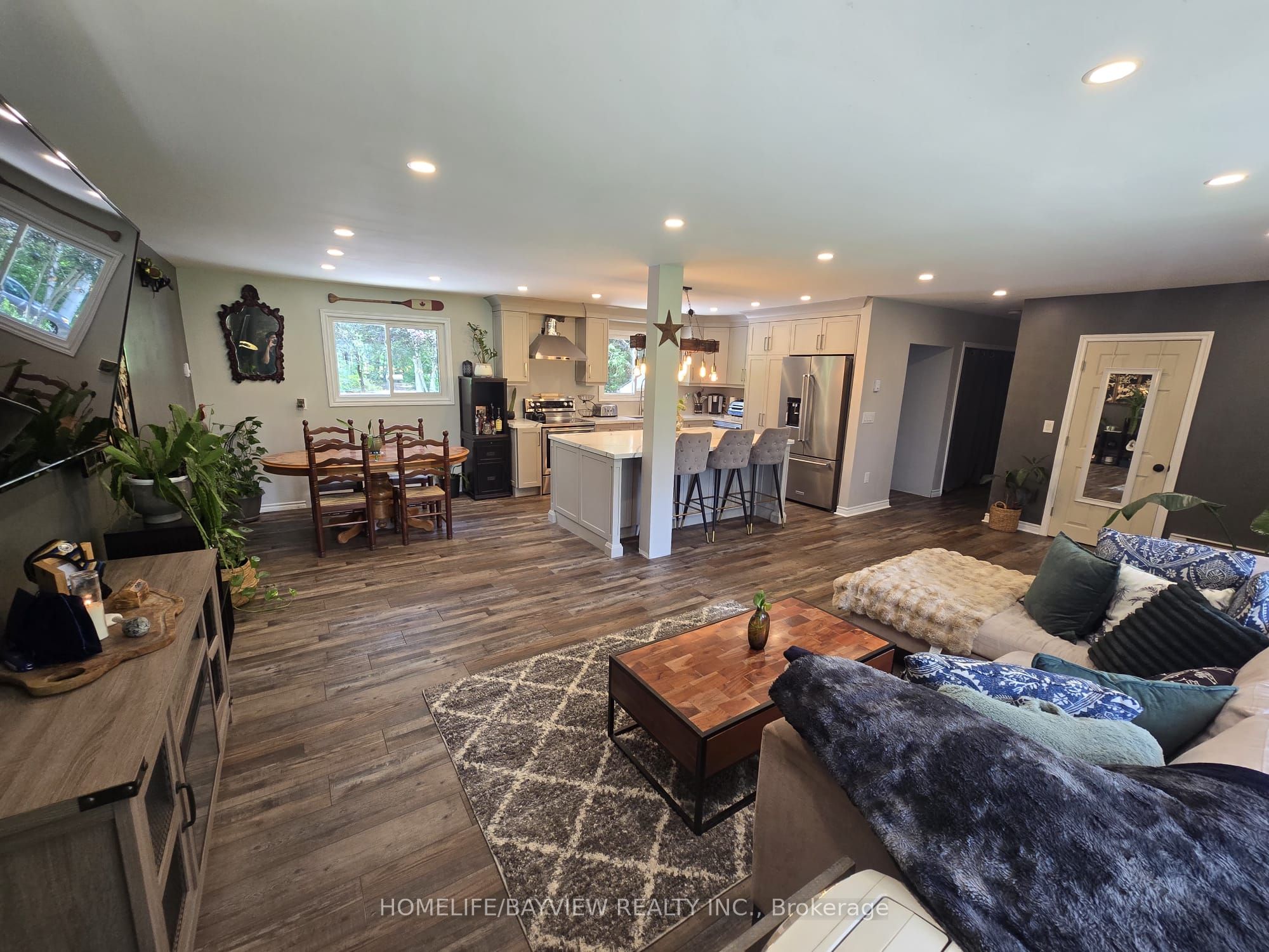 18802 Heart Lake Road Property Photo 8