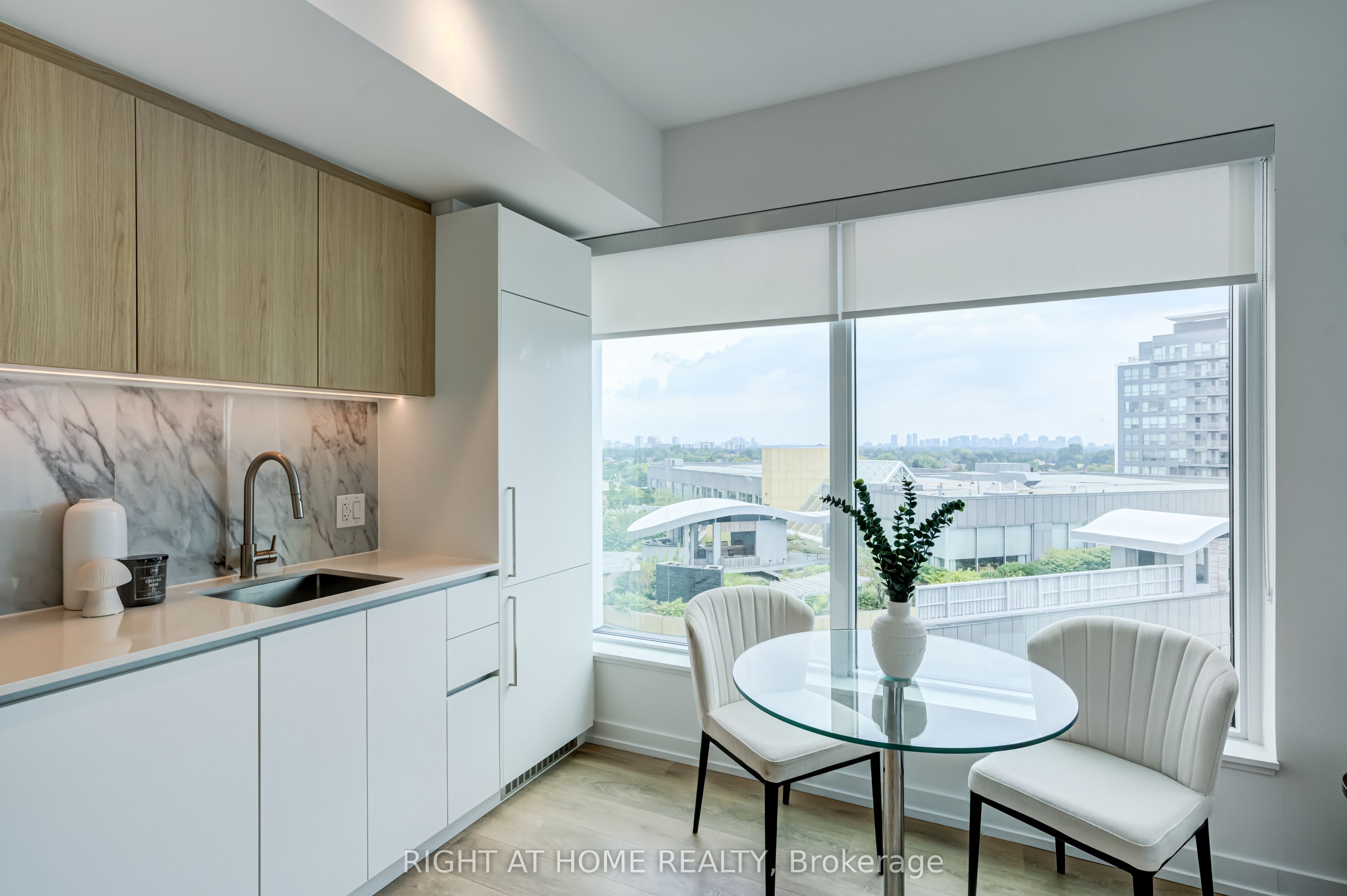 1100 Sheppard Avenue W 908 Property Photo 15