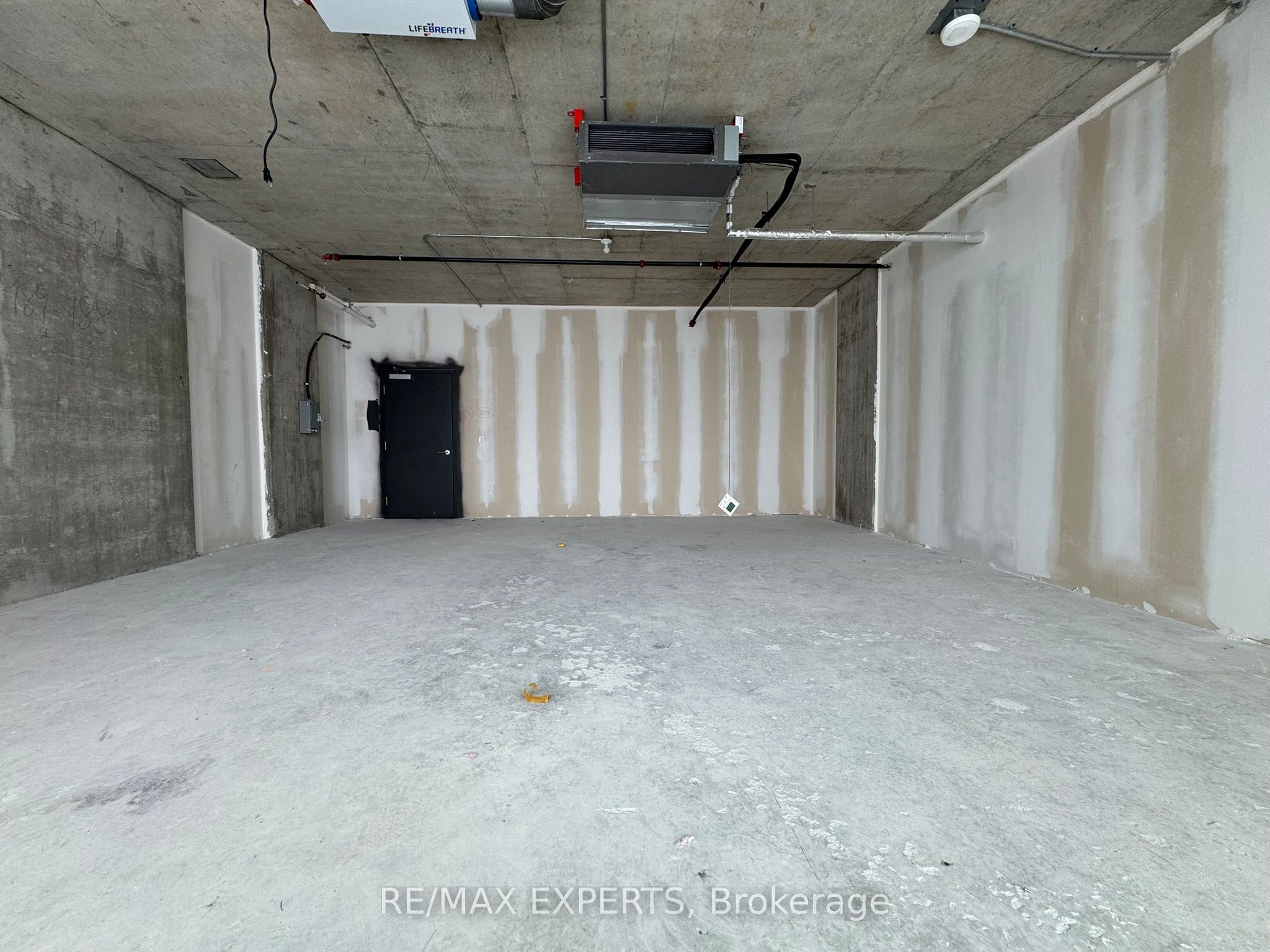 600 Dixon Road 204 Property Photo 12
