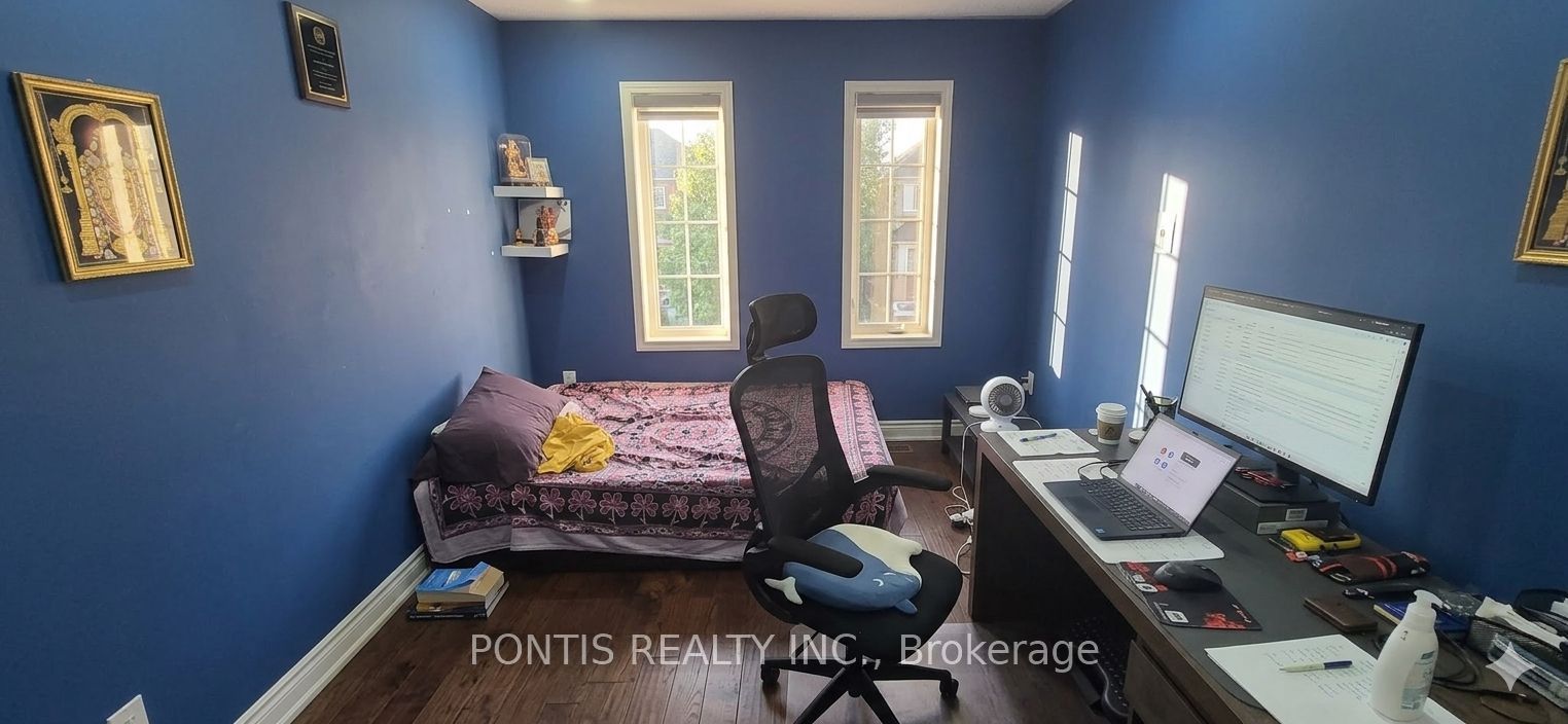 33 Clyde Road Property Photo 9