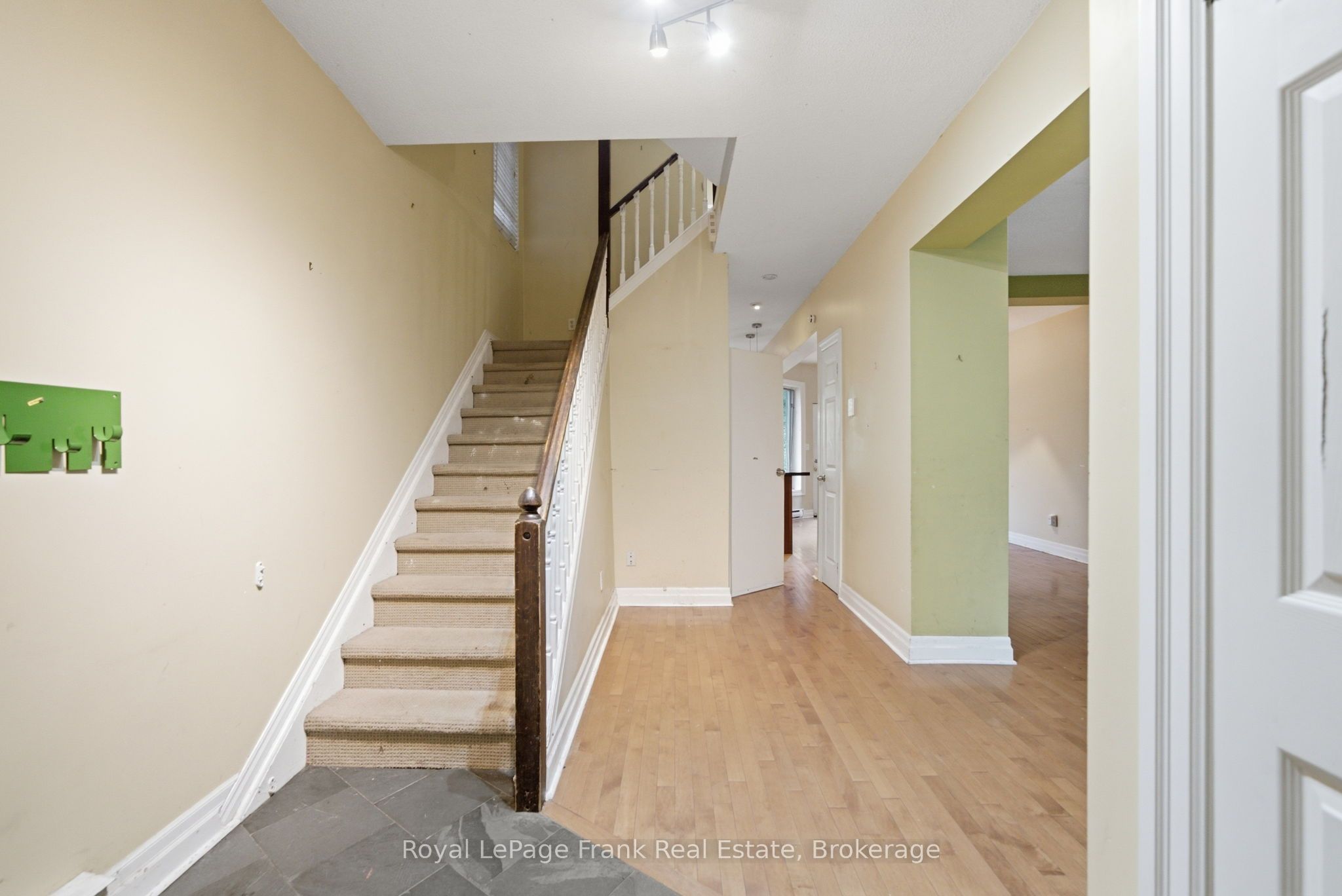 778 Shaw Street Property Photo 3
