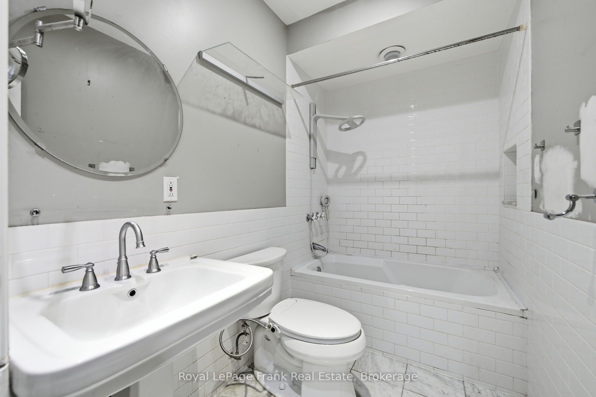 778 Shaw Street Property Photo 25