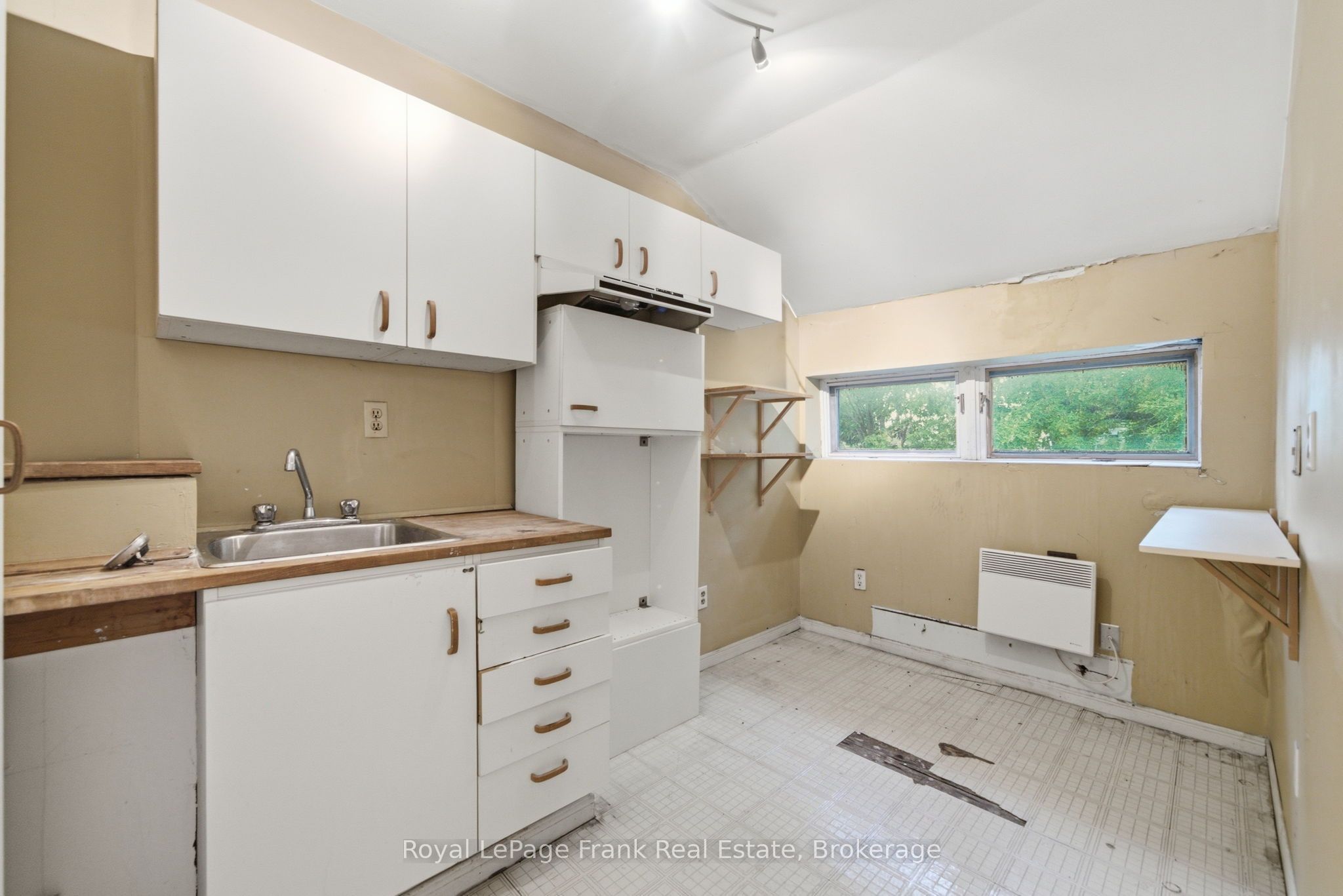 778 Shaw Street Property Photo 30