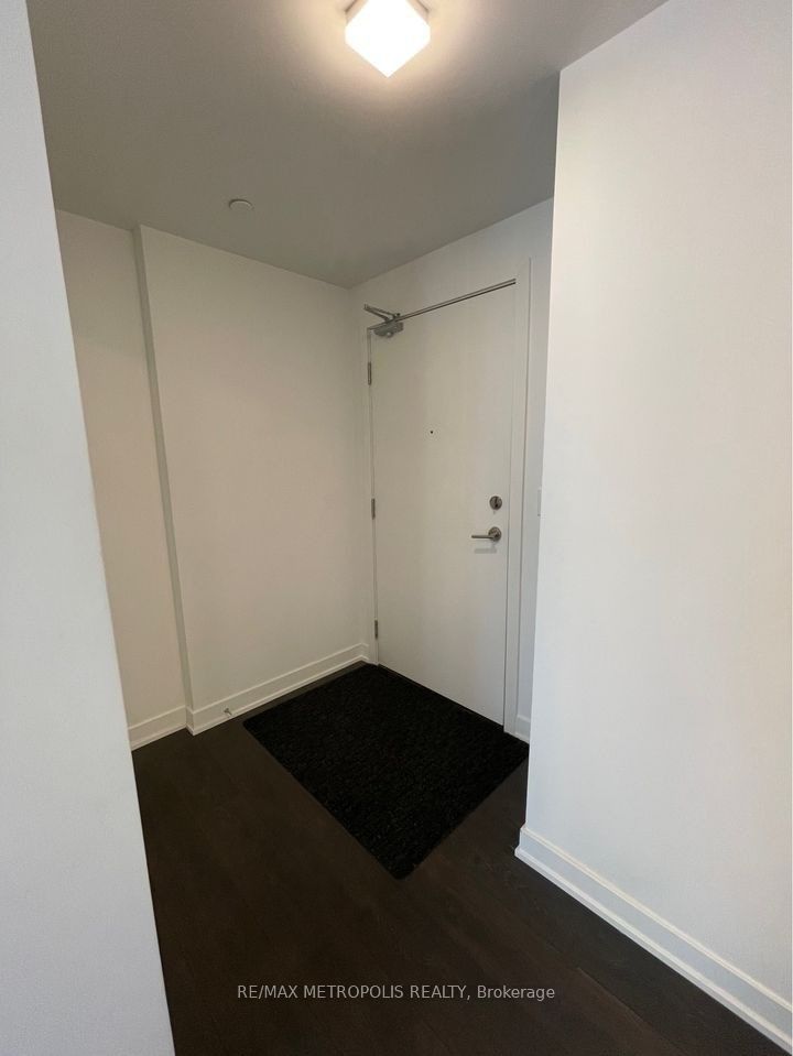 180 Veterans Drive 209 Property Photo 5